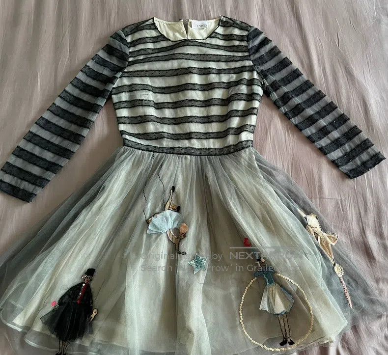 Valentino Valentino Circus dress Size XS / US 0-2 / IT 36-38 - 1 Thumbnail