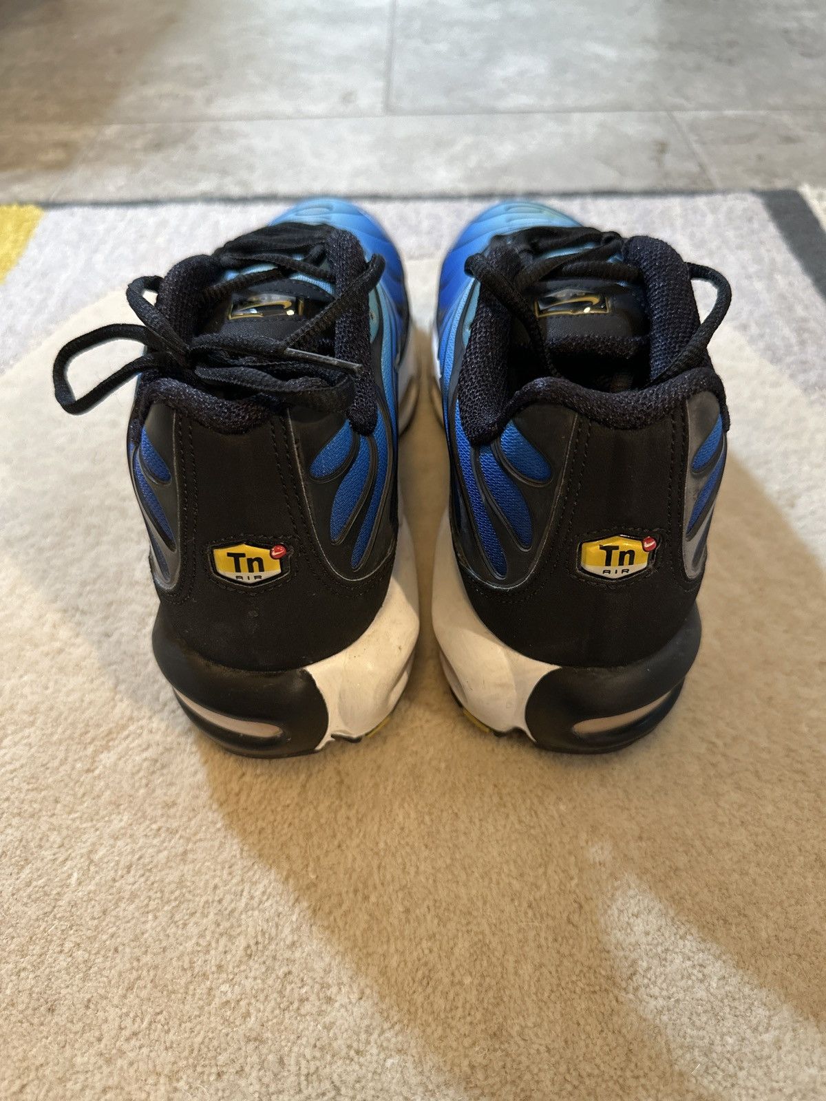 Nike Nike Air Max Plus OG 2018 ‘Hyper Blue’ - Used - Size 10.5 Size US 10.5 / EU 43-44 - 7 Thumbnail