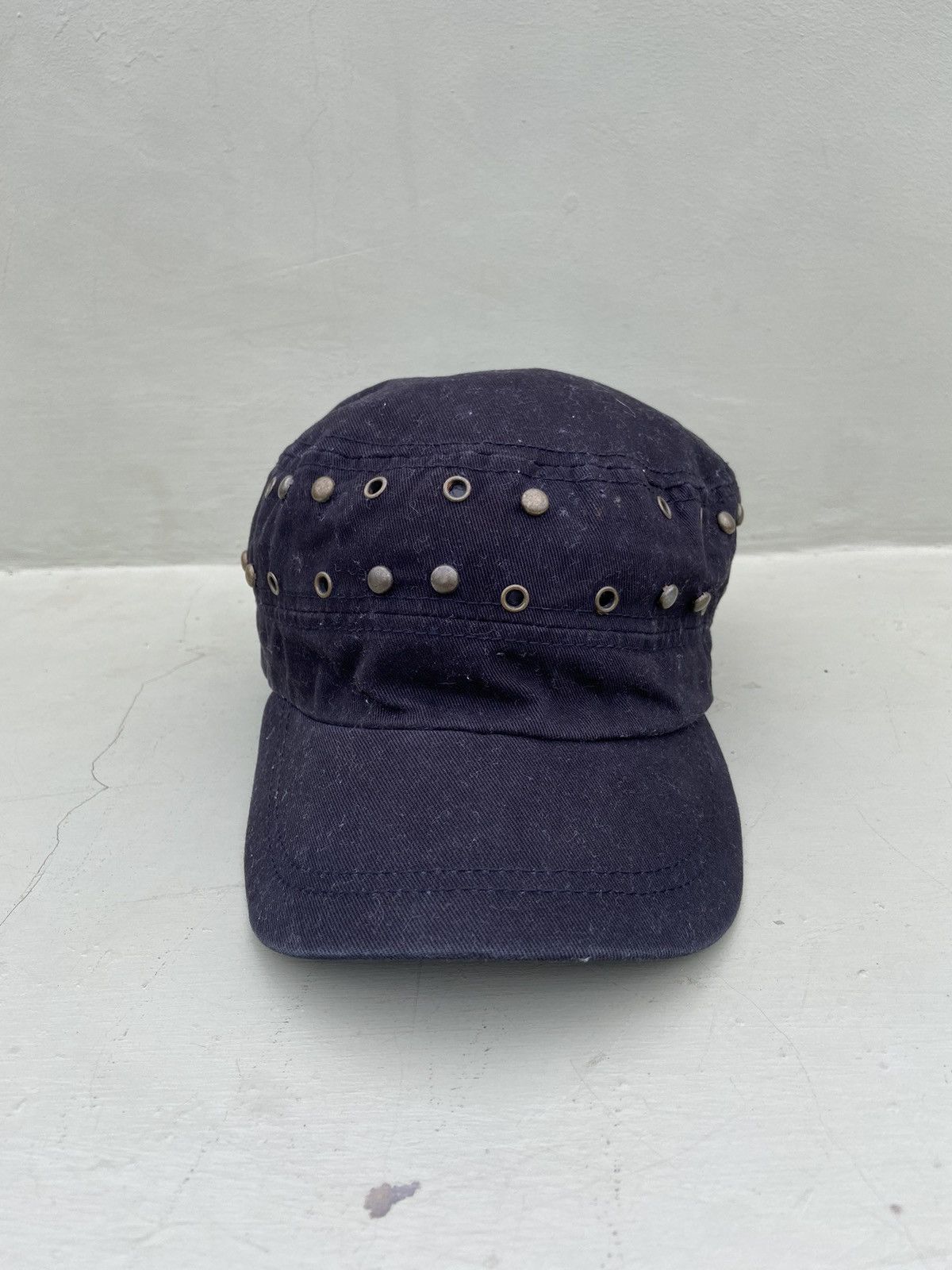 If Six Was Nine 2000s punk patrol hat studded with studs and holes Size ONE SIZE - 3 Thumbnail