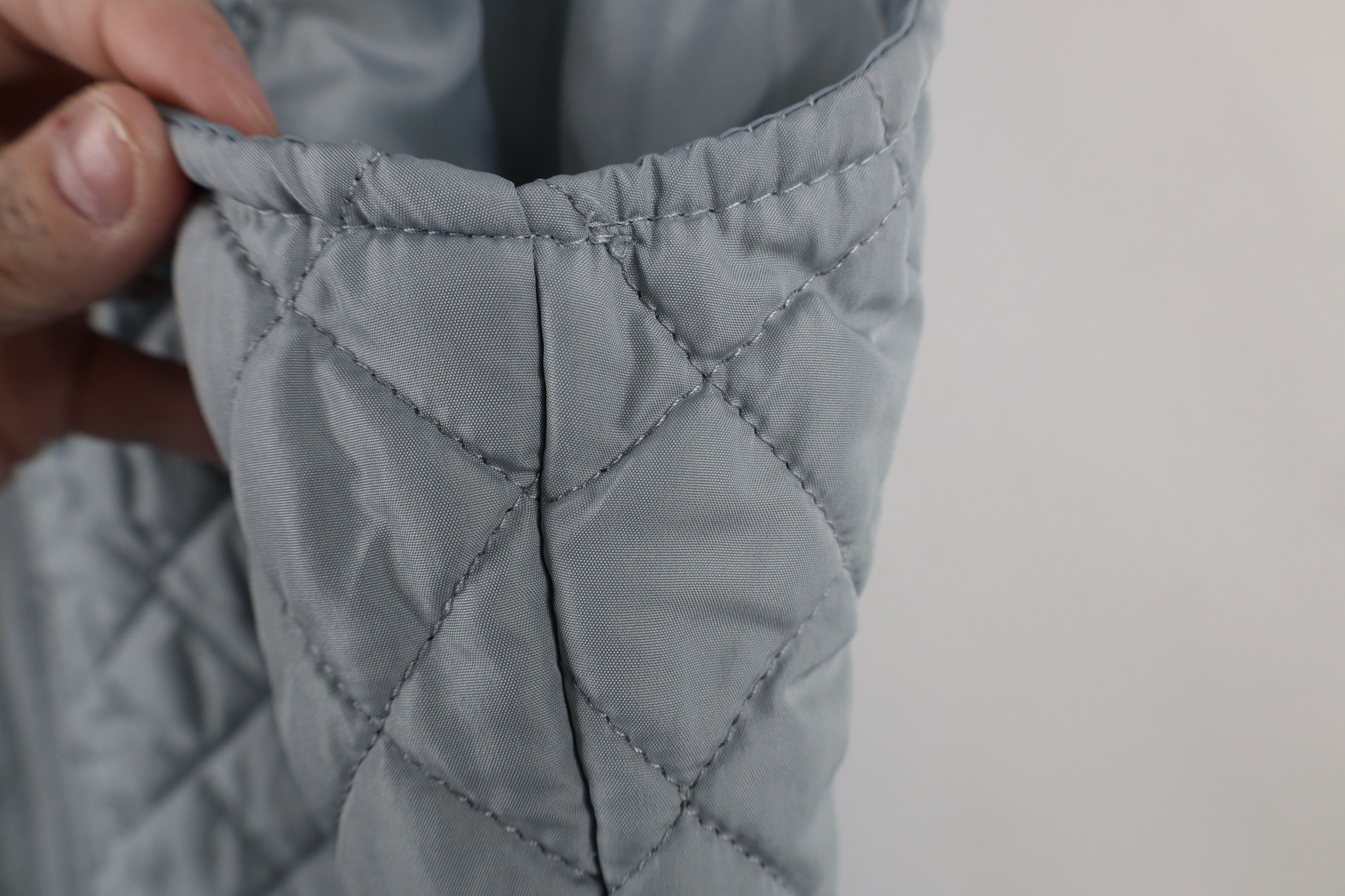 Vintage Vintage NFL Lions Football Quilted Puffer Vest Jacket Size M / US 6-8 / IT 42-44 - 9 Thumbnail