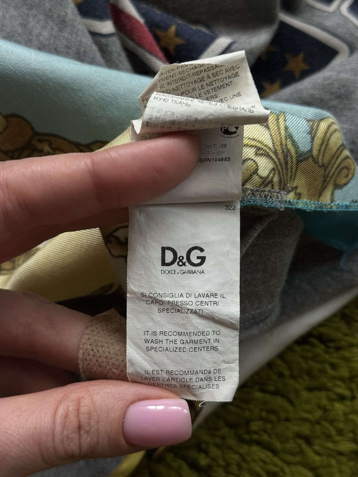 Dolce & Gabbana Dolce & Gabbana D&G 00s archive silk graphic faded tank top Size M / US 6-8 / IT 42-44 - 9 Thumbnail