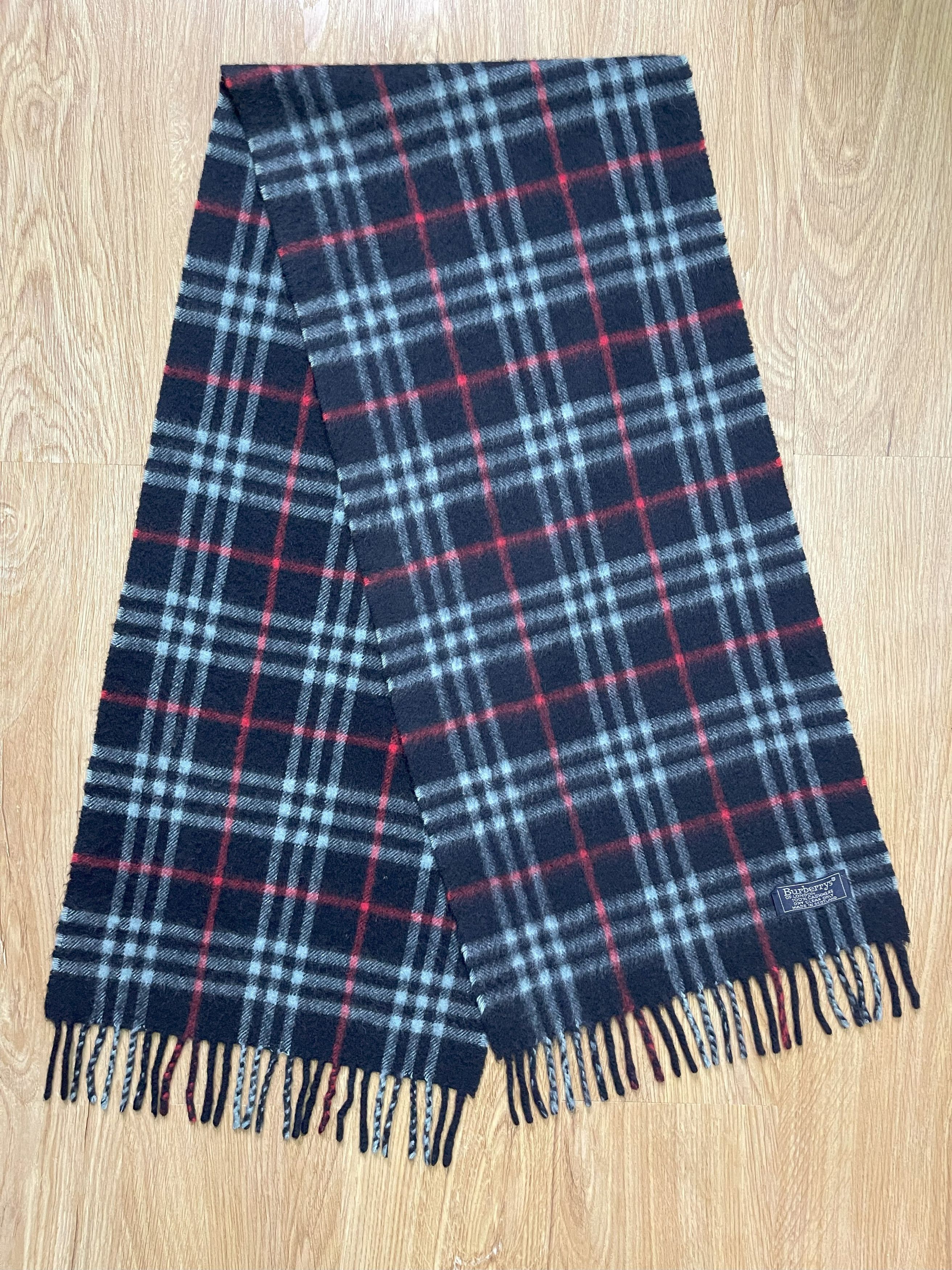 Burberry Vintage Burberry Scarf / Muffler - 6085 Size ONE SIZE - 7 Thumbnail
