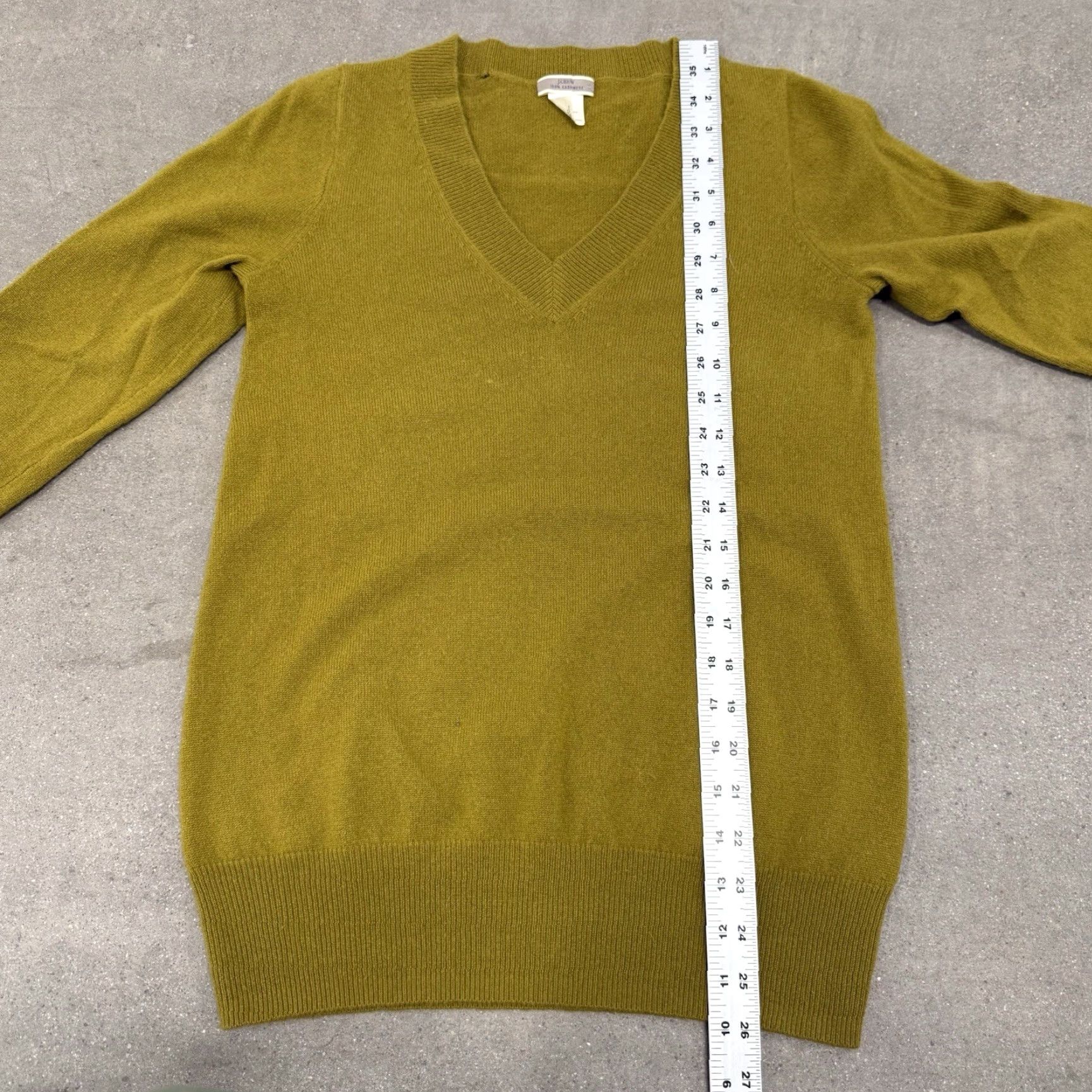 J.Crew J.Crew Sweater Womens Small Yellow 100% Cashmere V-Neck Pullover Knit Solid Classic Style Size S / US 4 / IT 40 - 6 Thumbnail