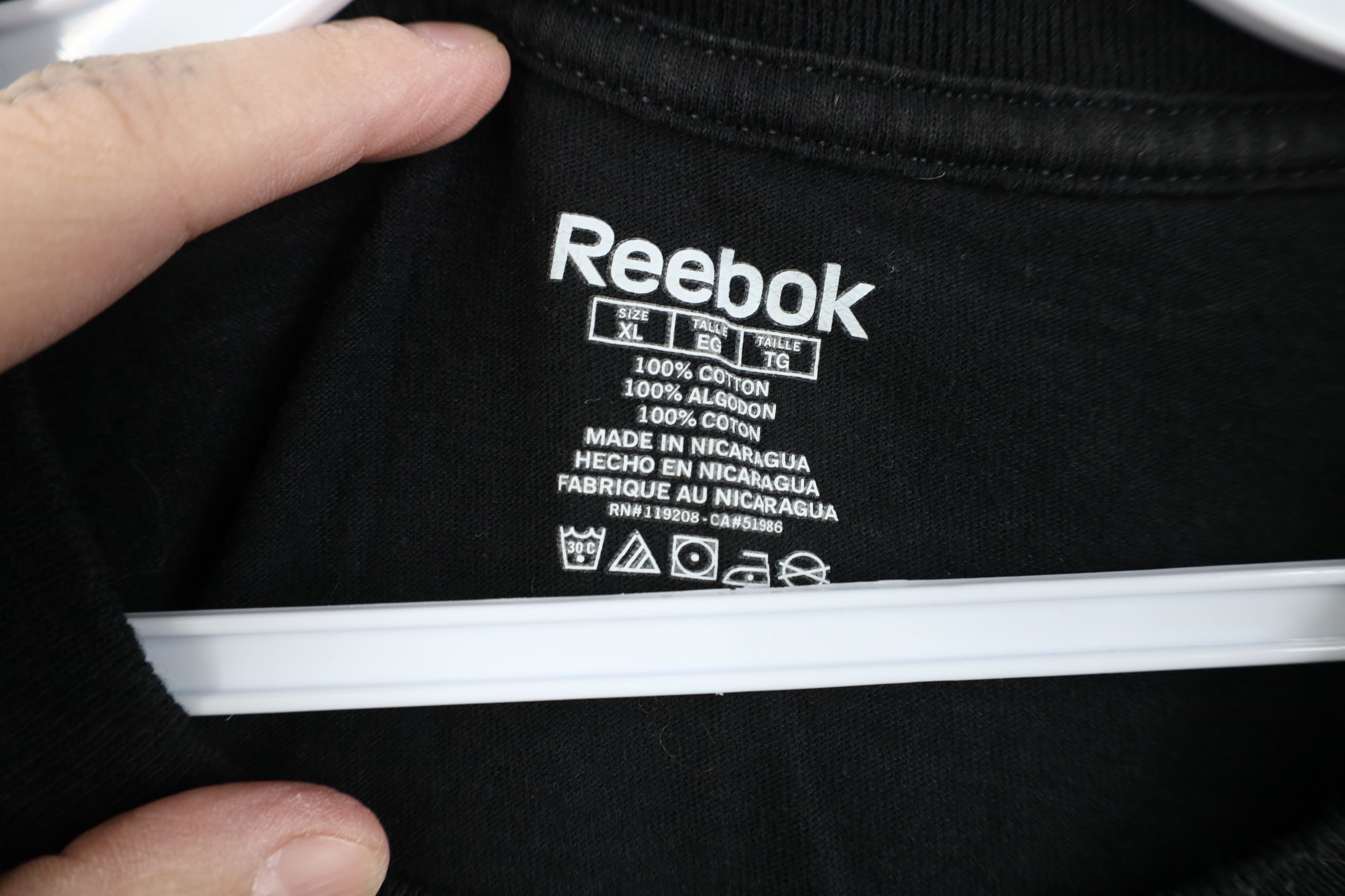 Reebok Vintage Reebok Spell Oakland Raiders Football T-Shirt Black Size US XL / EU 56 / 4 - 8 Thumbnail