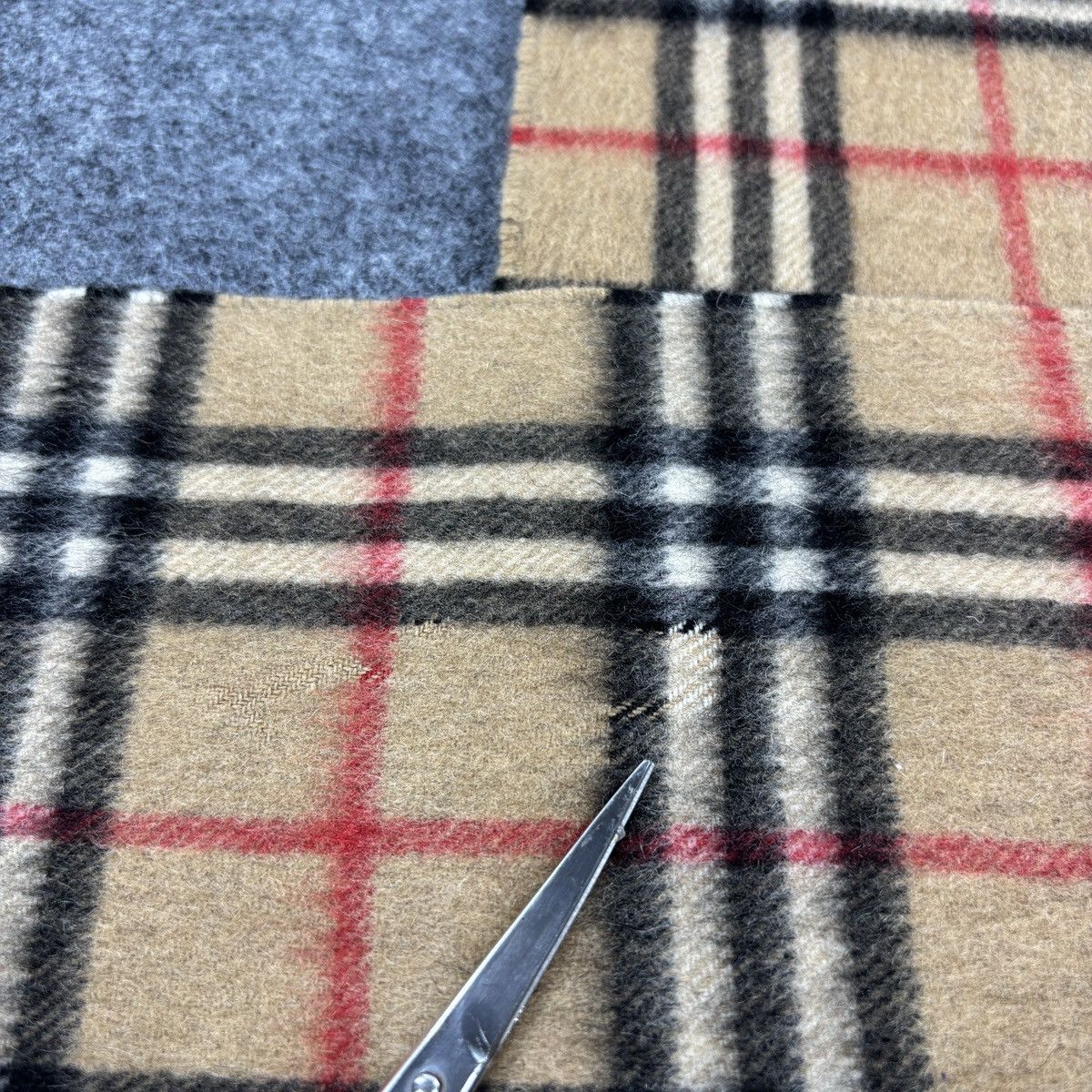 Burberry Burberry Scarf # D738 # Muffler # Neckwear # Nova Check Size ONE SIZE - 8 Thumbnail