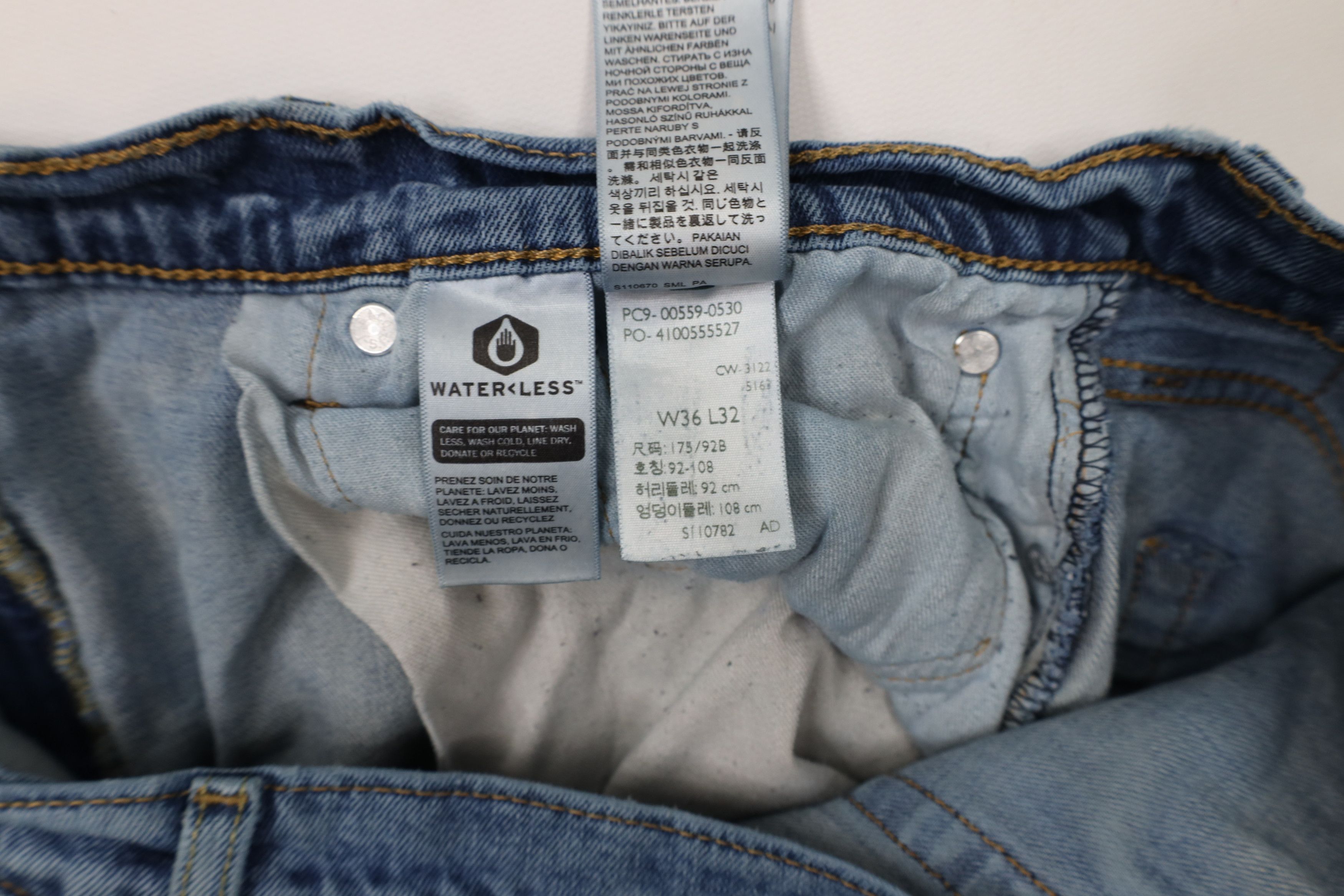 Levi's × Vintage Vintage Y2K Levis 559 Relaxed Fit Straight Leg Denim Jeans Size US 36 / EU 52 - 10 Thumbnail