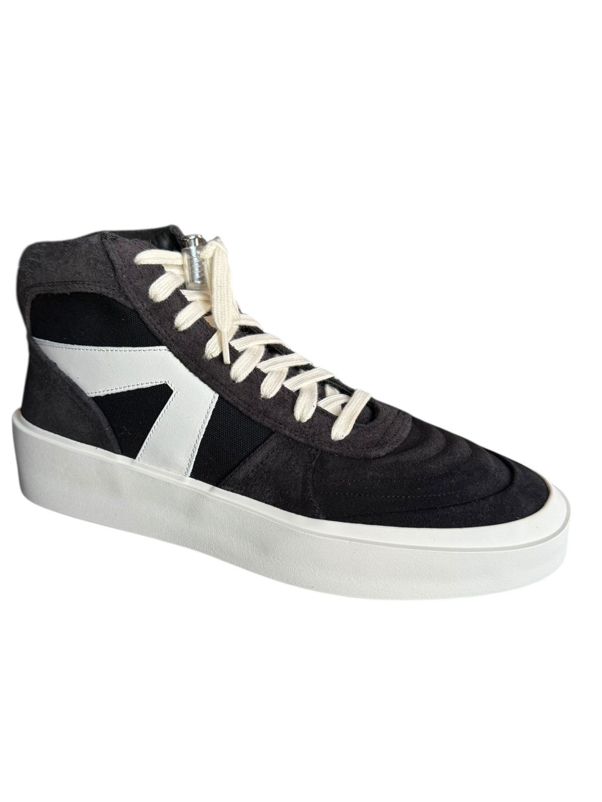 Black White Strapless Skate Mid