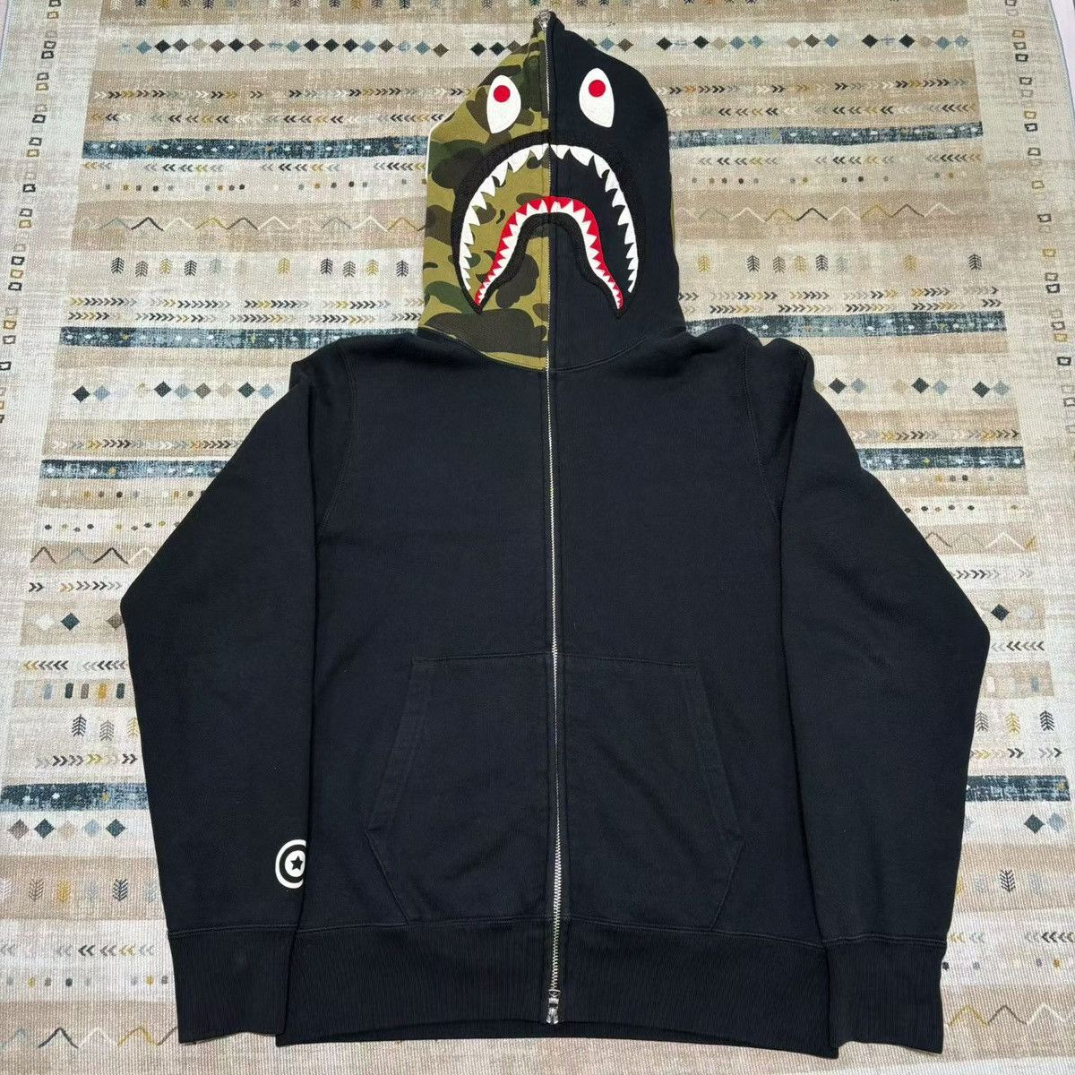 Bape 1ST CAMO SHARK FULL ZIP HOODIE Size US M / EU 48-50 / 2 - 1 Thumbnail