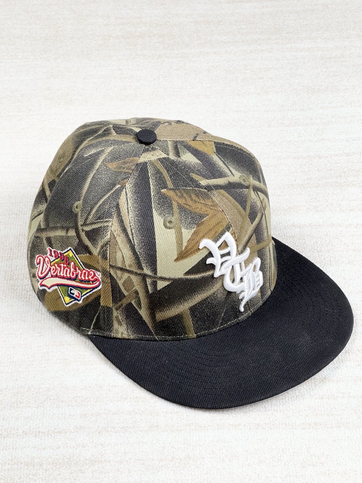 Vertabrae Vertebrae tree camo hat Size ONE SIZE - 1 Thumbnail