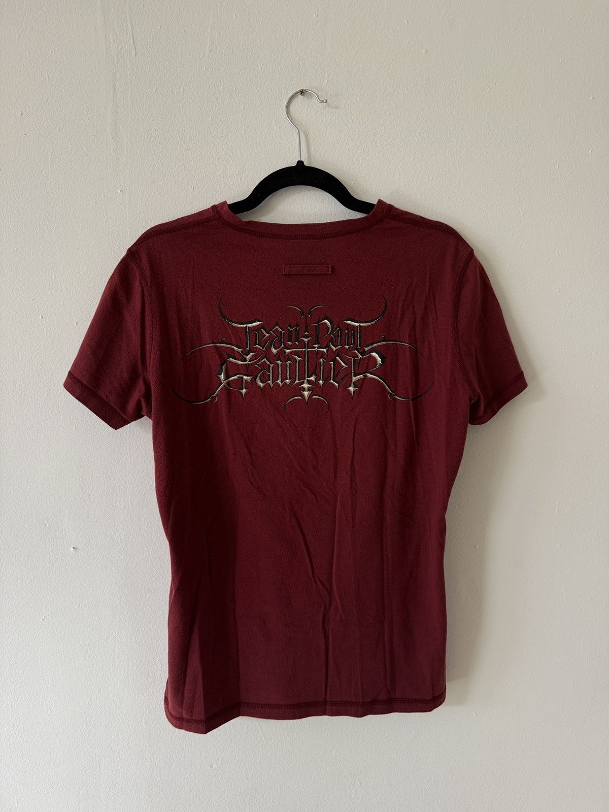 Jean Paul Gaultier SS00 Jean Paul Gauthier Gothic/ Satanic Metal Logo T-Shirt Size US M / EU 48-50 / 2 - 2 Thumbnail