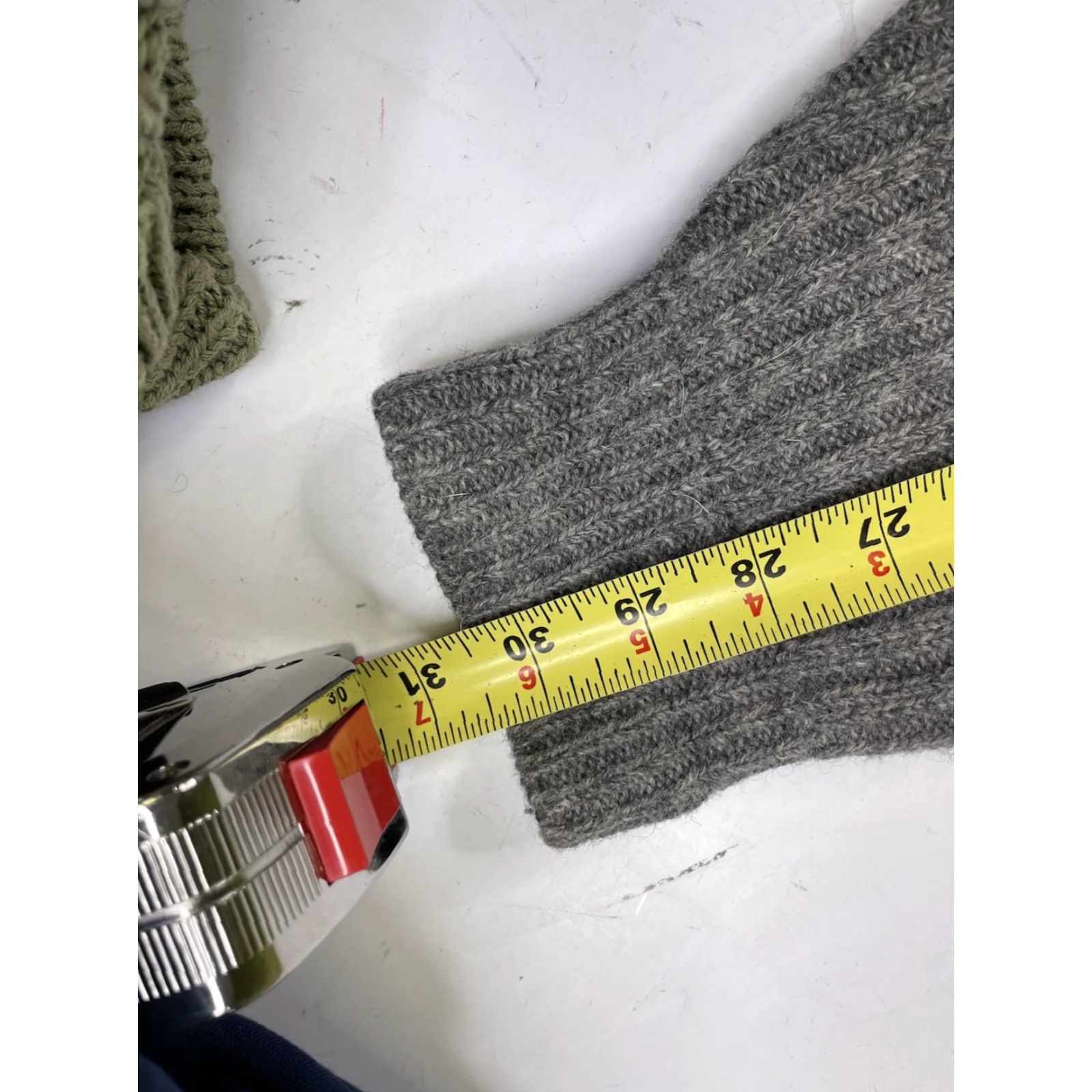 Vintage VINTAGE L.L. Bean Mens Sweater Henley Wool Gray XL Crew Neck Long Sleeve Patches Heavyweight Knit Autumn Winter Hunting Casual Travel Size US XL / EU 56 / 4 - 6 Thumbnail