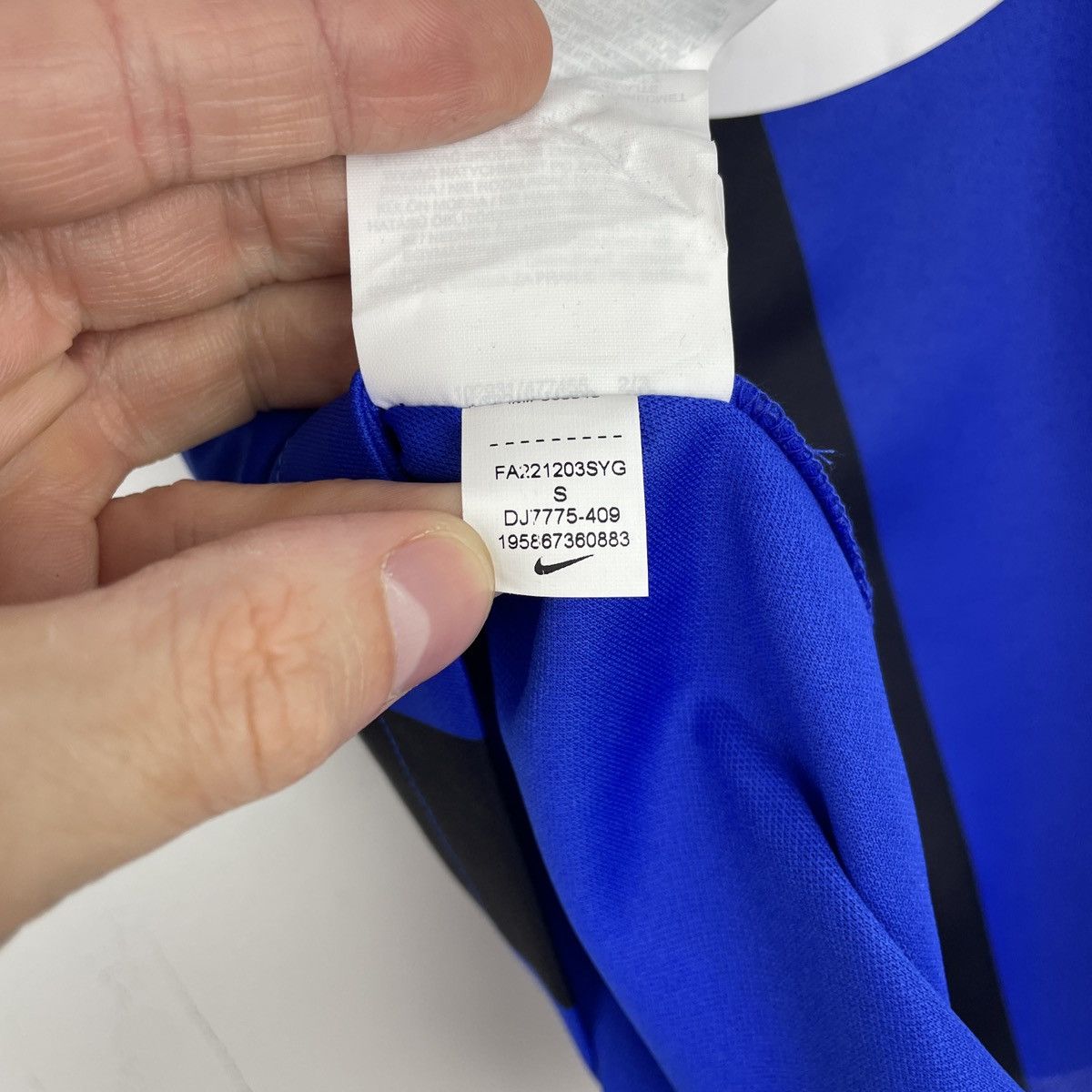 Nike Inter Milan Lautaro Martinez Home Jersey Women’s 2022/2023 Size S / US 4 / IT 40 - 15 Thumbnail
