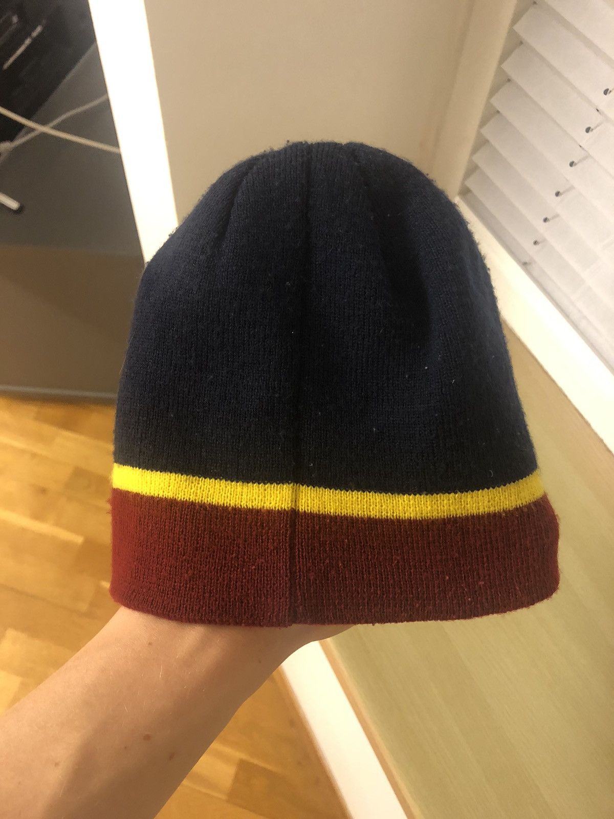 Vintage FC BARCELONA OFFICIAL FOOTBALL SOCCER BEANIE HAT Size ONE SIZE - 3 Thumbnail