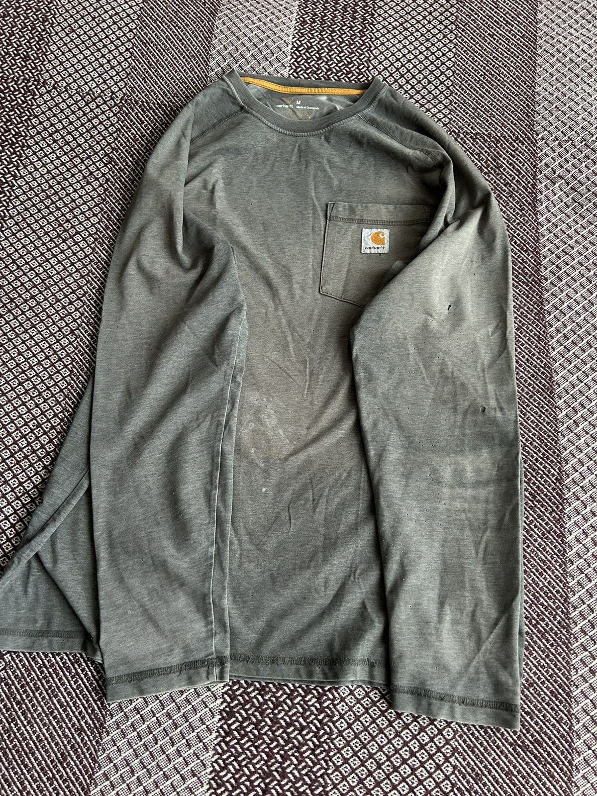 Carhartt Vintage Carhartt Distressed Faded Streetwear Long Sleeve Tee Size US M / EU 48-50 / 2 - 6 Thumbnail