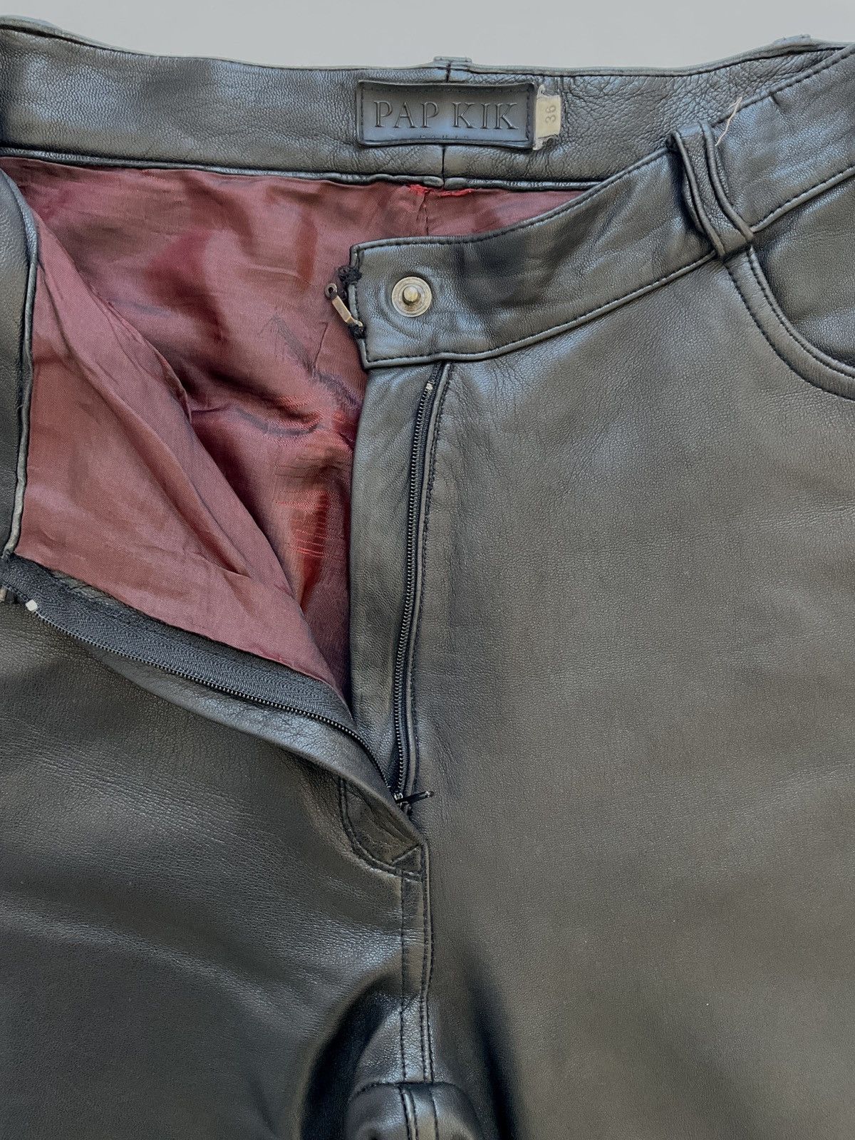 Vintage Black leather pants Size 26" / US 2 / IT 38 - 5 Thumbnail