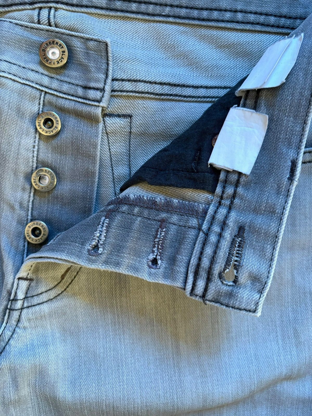 Burberry Vintage Burberry Distressed Grey Jeans Size US 31 - 3 Thumbnail