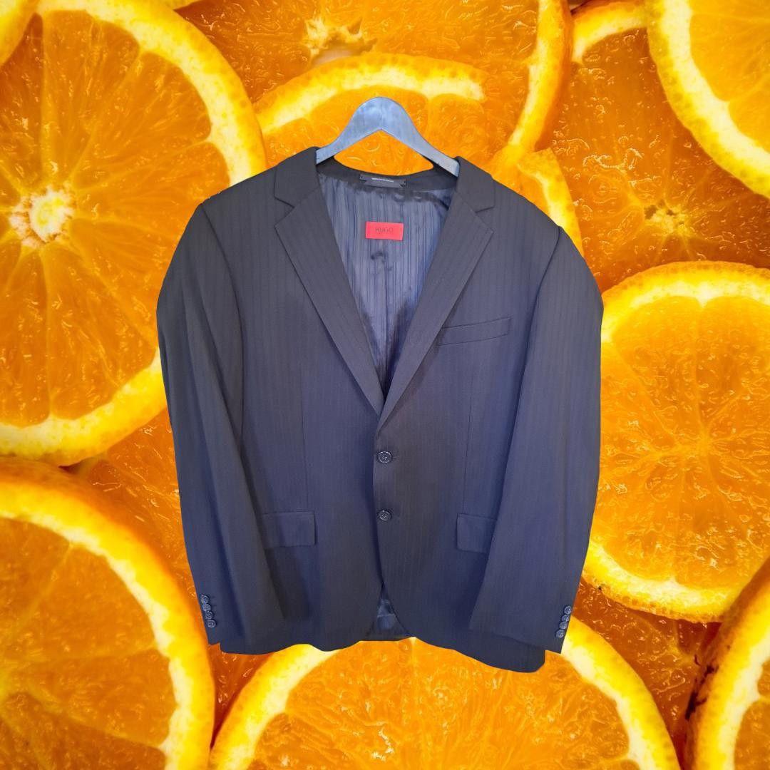 Hugo Boss Hugo Boss Blue Pinstripe 2 Button Blazer Size 42S Size 42R - 1 Thumbnail