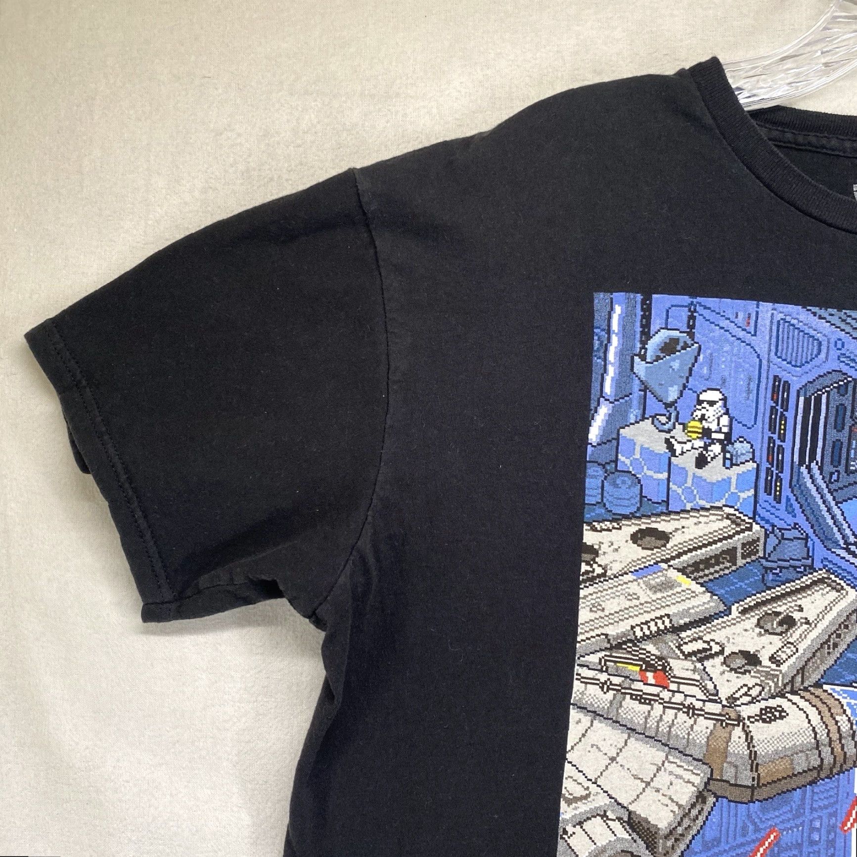 Vintage Star Wars T-Shirt Men Large Darth Vader Graphic 90s Black Cotton Crew Neck Short Sleeve Size US L / EU 52-54 / 3 - 6 Thumbnail