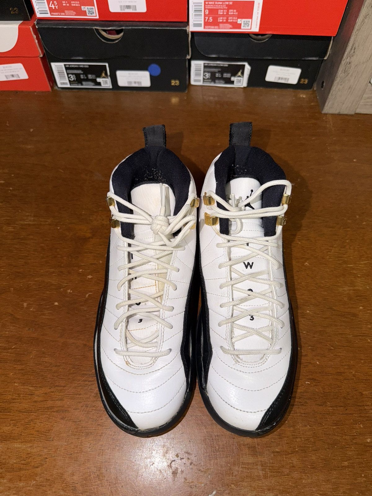 Nike Air Jordan 12 Retro GS Taxi 2013 size 6Y Size US 6 / EU 39 - 6 Thumbnail