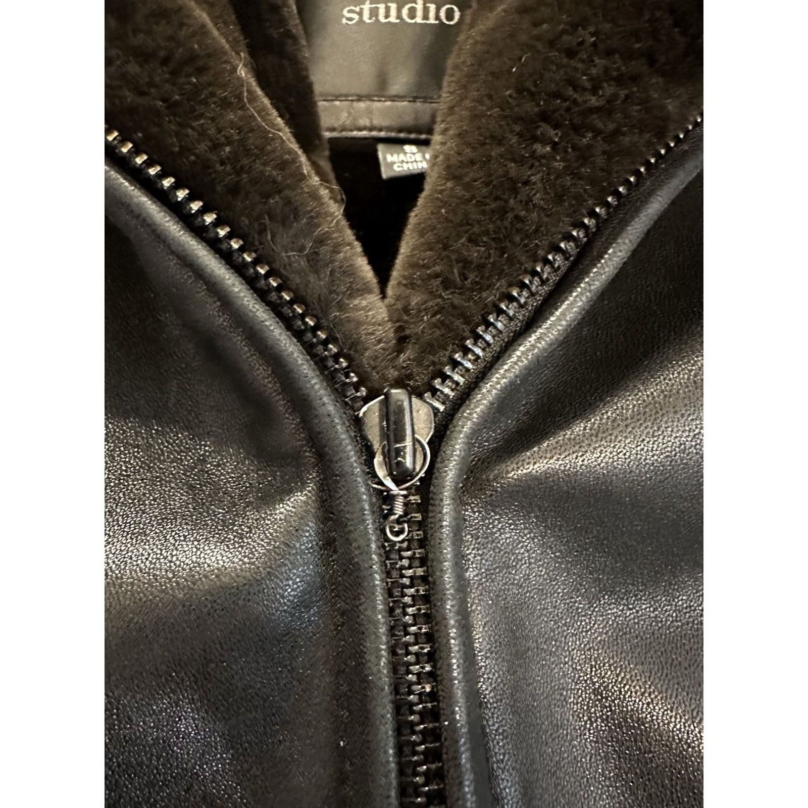 Vintage AM Studio Faux Leather Faux Fur Jacket Small Trench Zip Up Women’s Size S / US 4 / IT 40 - 7 Thumbnail