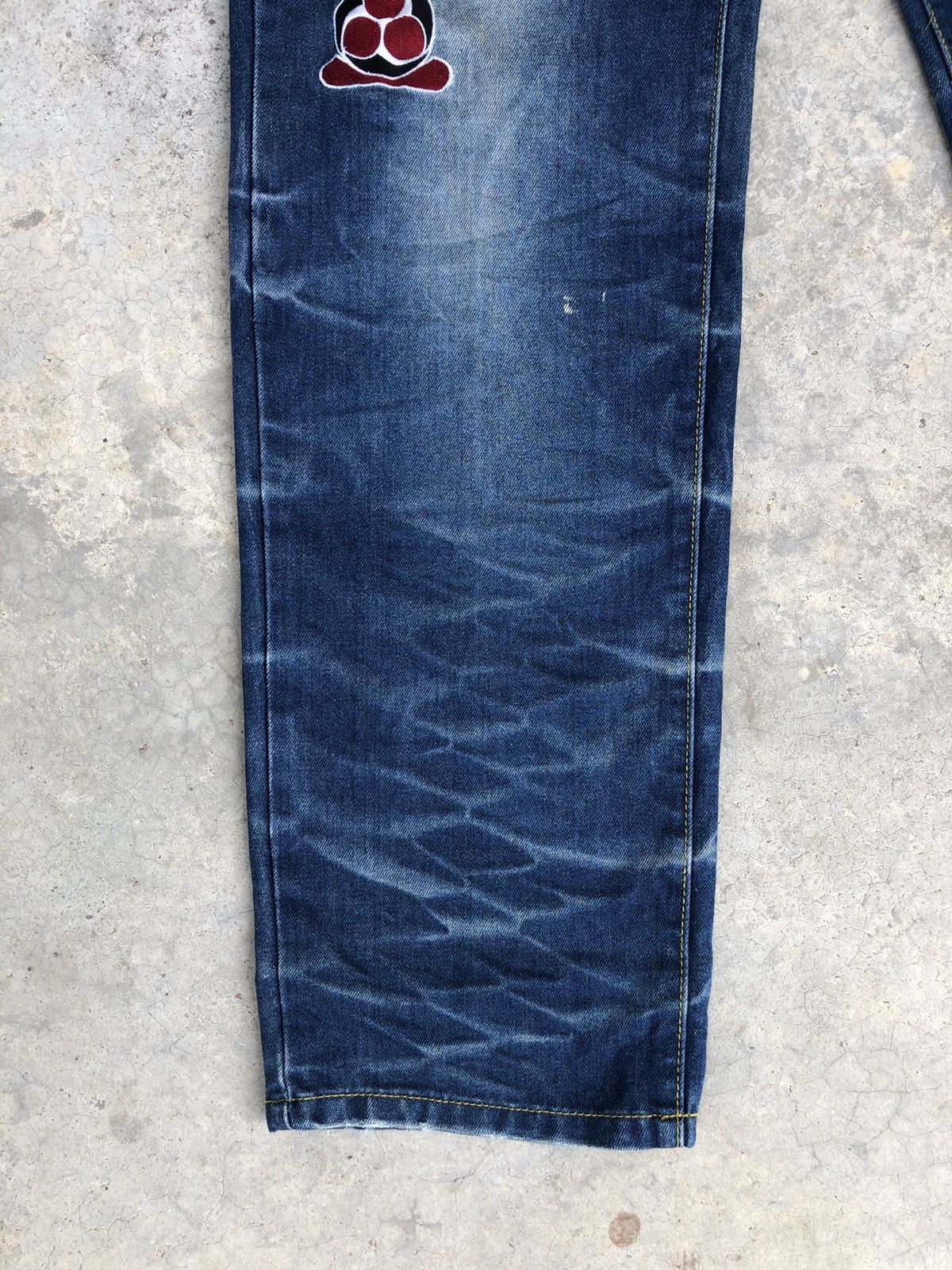 Japanese Brand Japanese Sanmaruichi Daicock Embroidered Jeans Distressed Size US 33 - 6 Thumbnail