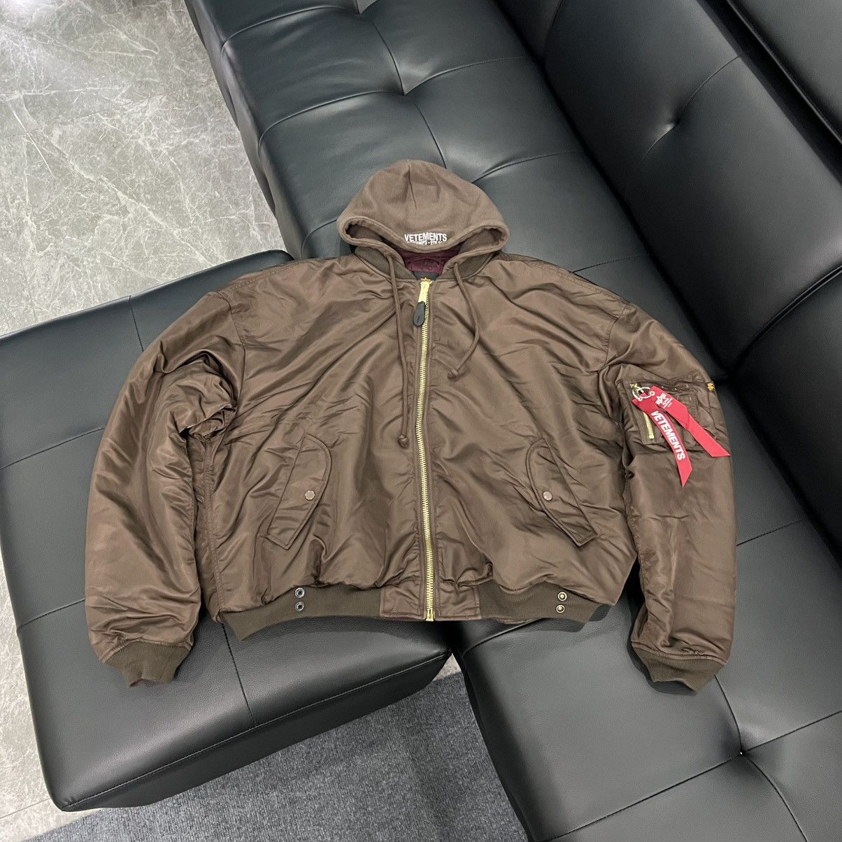 Vetements Vetements SS17 Runway Alpha Deconstructed Bomber Jacket Size US S / EU 44-46 / 1 - 1 Thumbnail