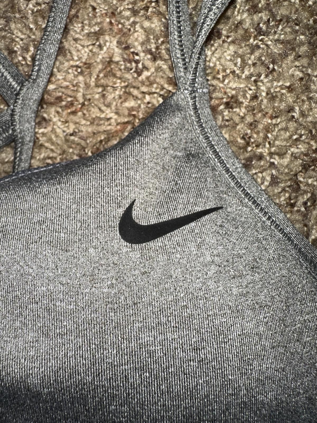 Nike Nike Strappy Low Impact Sports Bra AQ8686 Size ONE SIZE - 4 Thumbnail