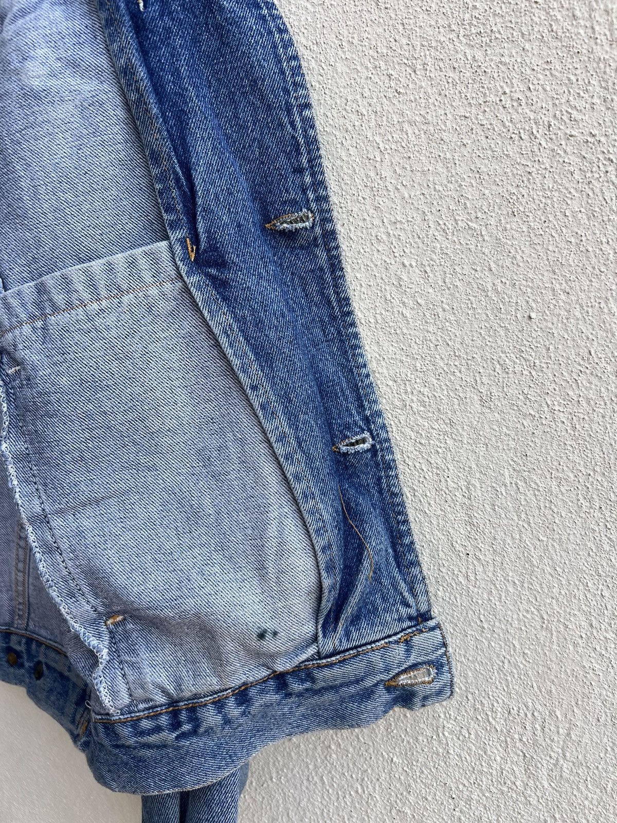 Vintage VTG 80s 90s Lee Cooper Distress Fade Denim Trucker Jacket Size US L / EU 52-54 / 3 - 22 Thumbnail