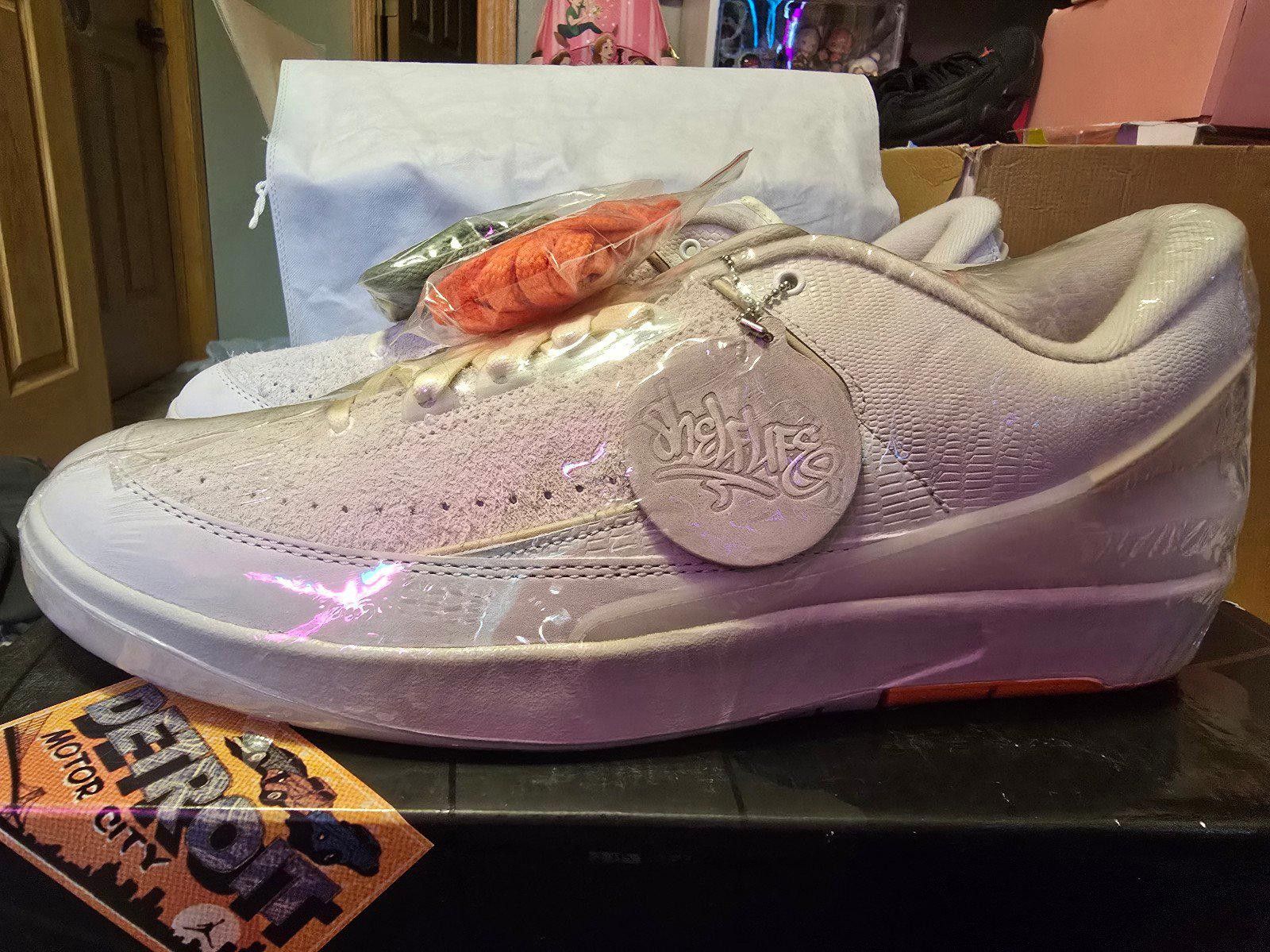 Jordan Brand 2022 Shelflife x Air Jordan 2 retro low Size US 13 / EU 46 - 4 Thumbnail