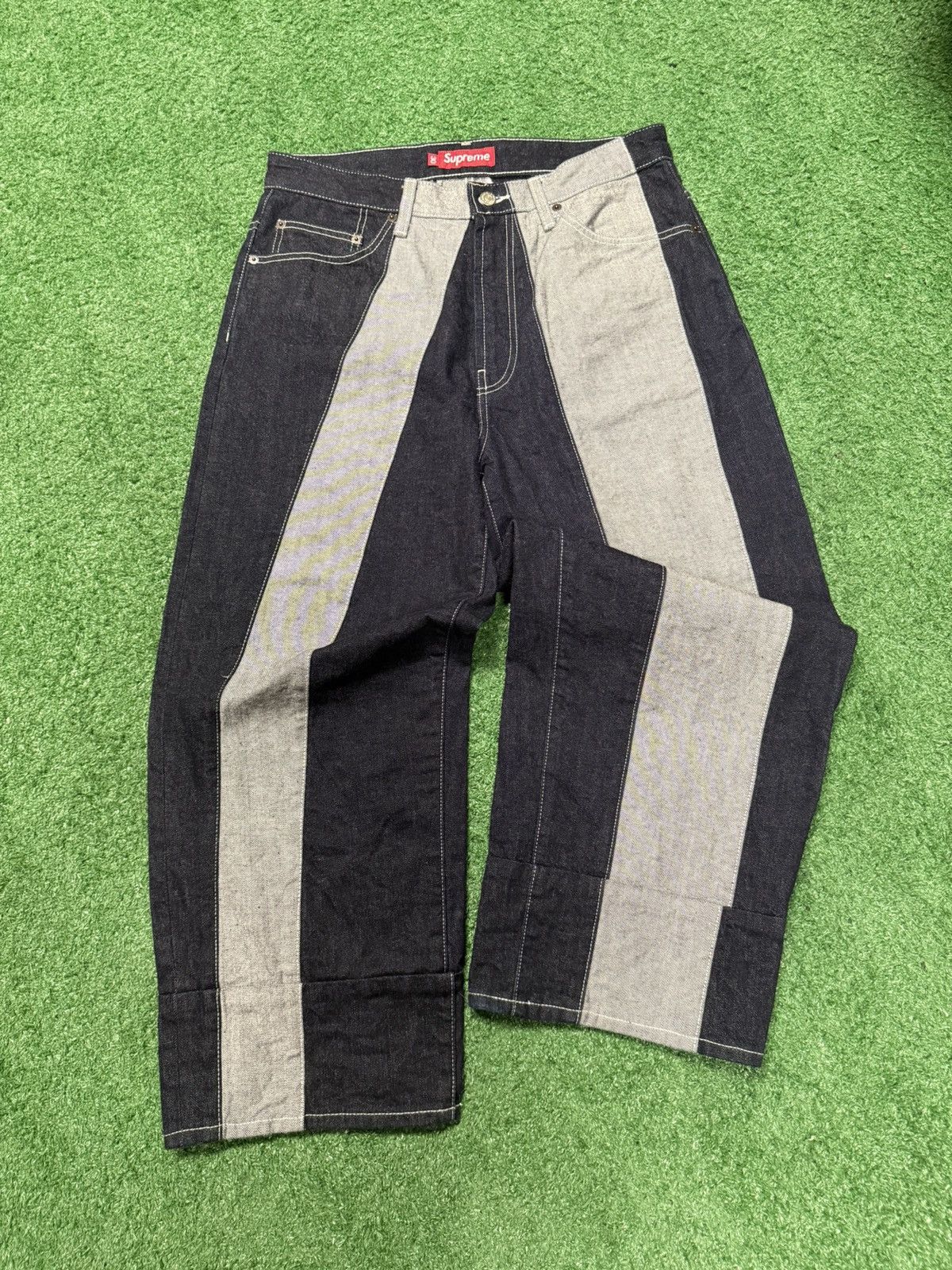Supreme Supreme pinstripe selvedge denim Size US 30 / EU 46 - 1 Thumbnail