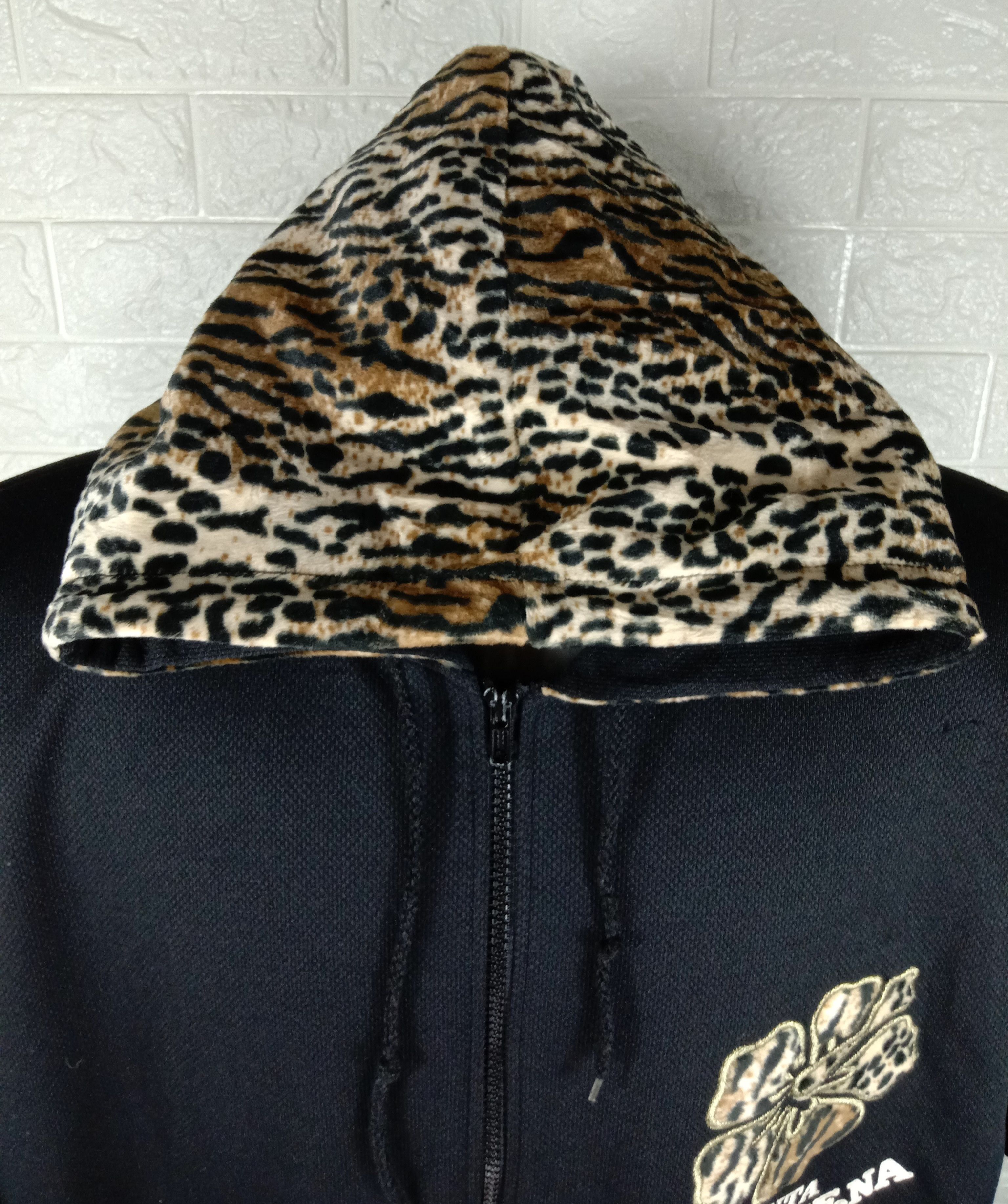 Japanese Brand Vintage Ugatha Santa Christiena Leopard Hoodie Jacket Size US XL / EU 56 / 4 - 5 Thumbnail