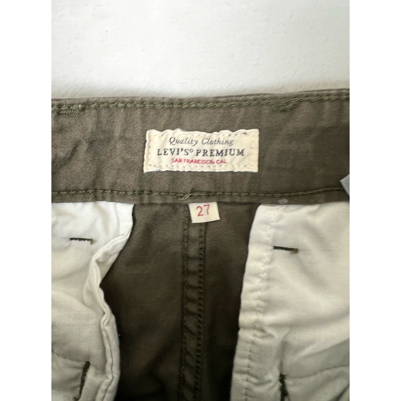 Levi's Levi's Cargo Pants Womens 27 Green Twill Tapered Cuffed Adjustable Utility Size 27" / US 4 / IT 40 - 4 Thumbnail