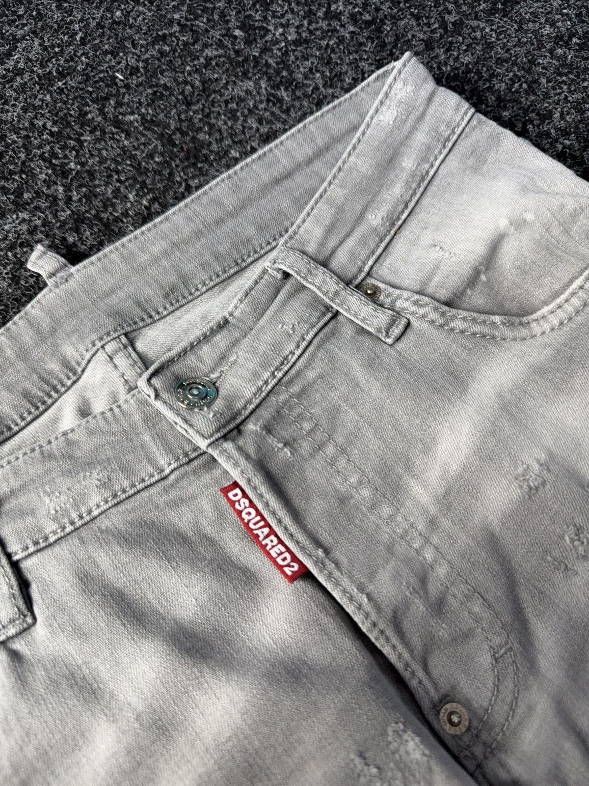 Dsquared2 Luxury Distressed Dirty Dsquared2 Retro 00s Denim Jeans Size US 31 - 8 Thumbnail