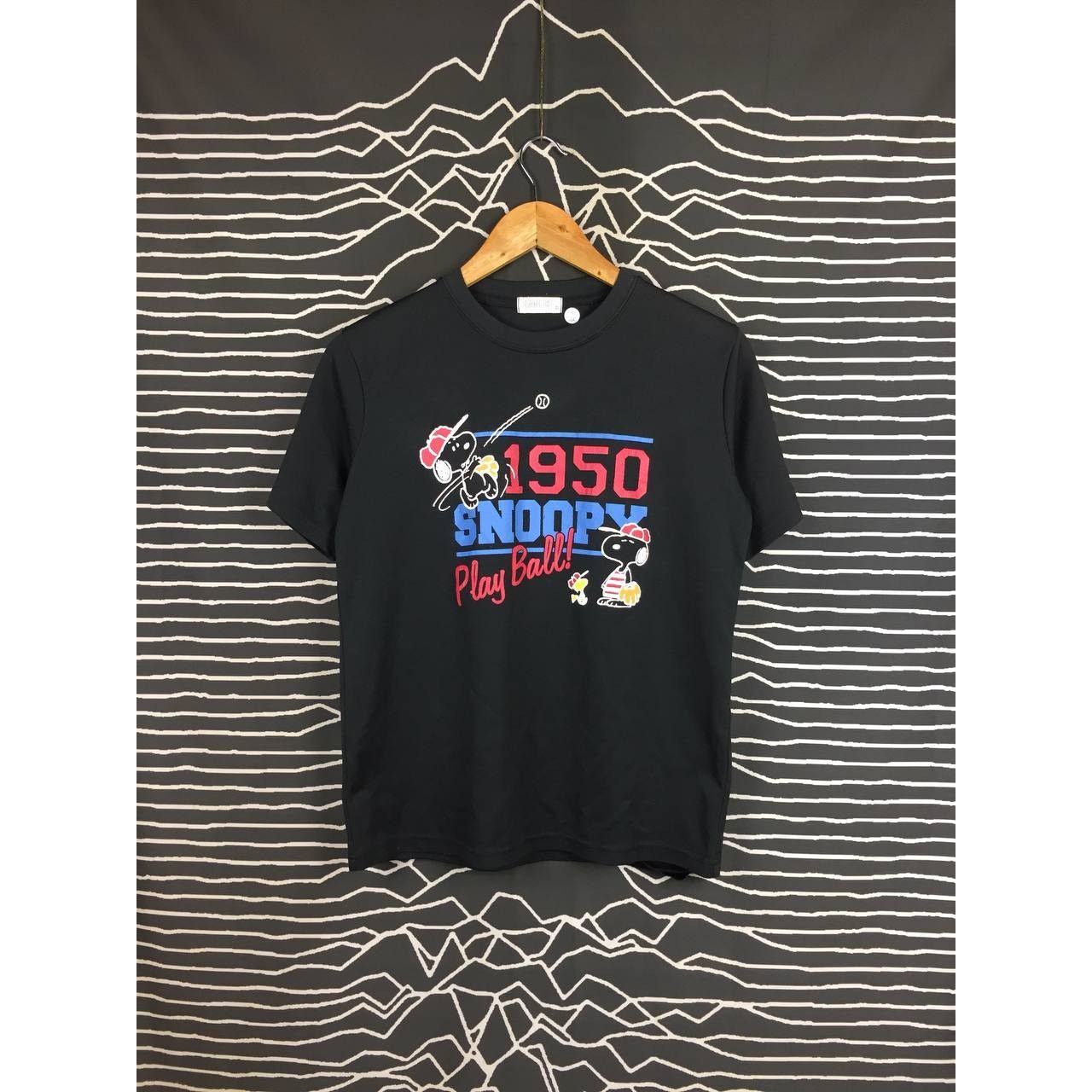 Cartoon Network × Peanuts Peanuts Worldwide 1950 Snoopy Play Ball Activewear Tee Size US M / EU 48-50 / 2 - 2 Thumbnail