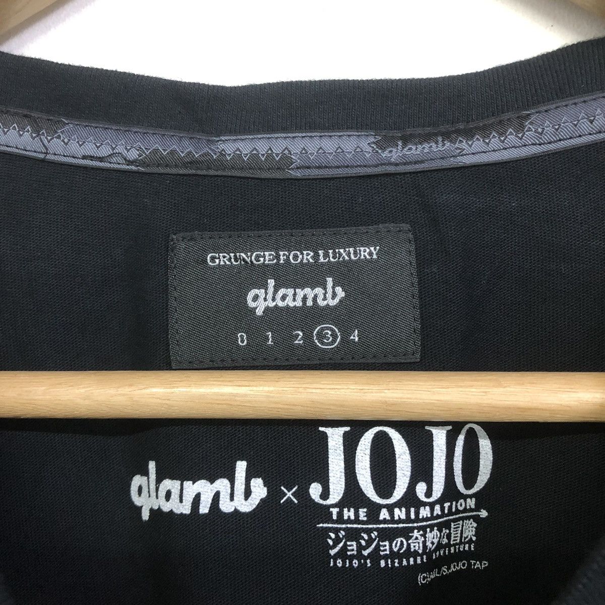 Anime JOJO BIZZARE X QLAMB DIO THE WORLD ANIME COLLAB TSHIRT Size US L / EU 52-54 / 3 - 11 Thumbnail