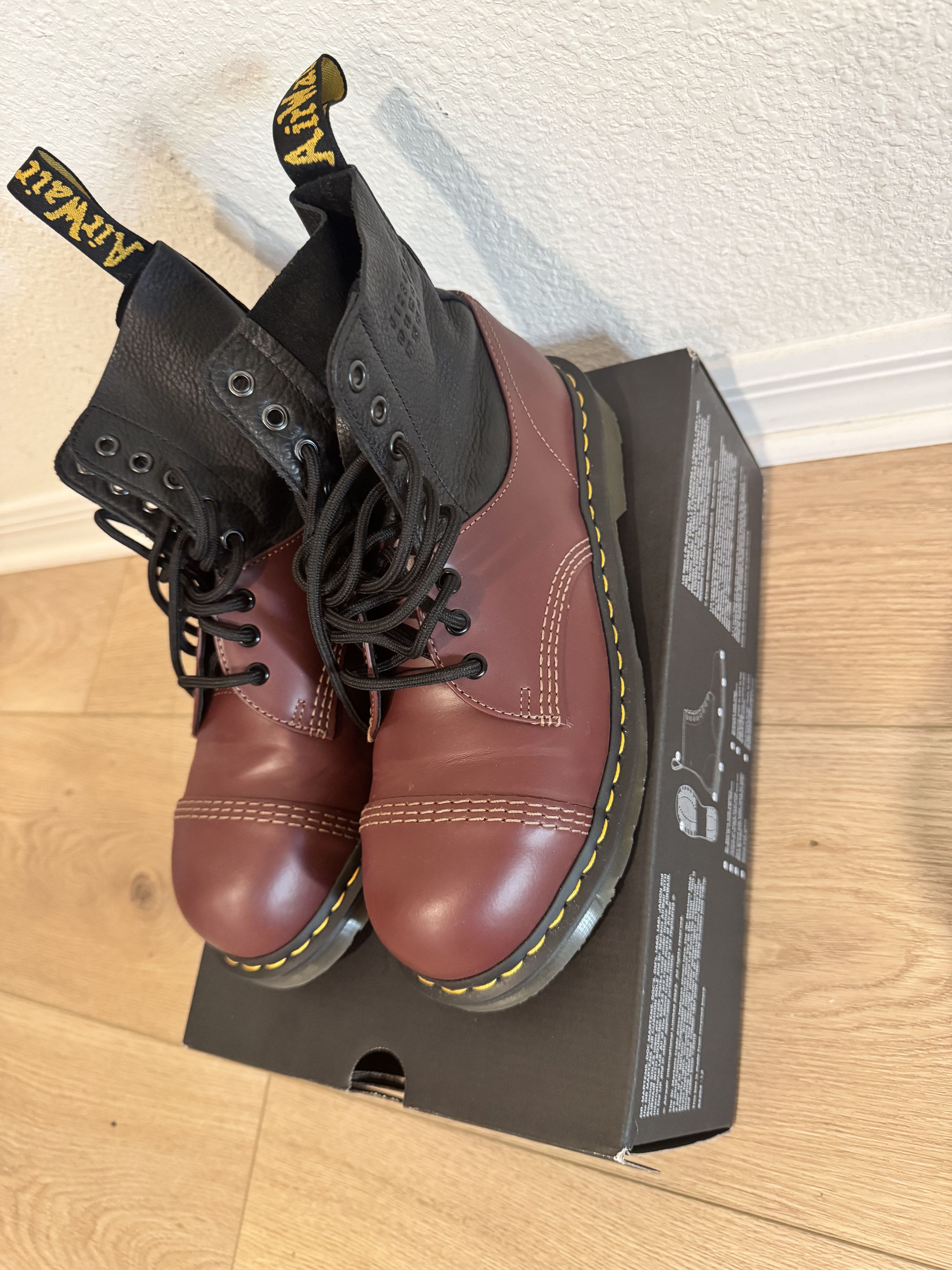 Dr. Martens × MM6 MM6 MARGIELA / DOC MARTINS STEEL TOE BOOT Size US 8 / EU 41 - 3 Thumbnail