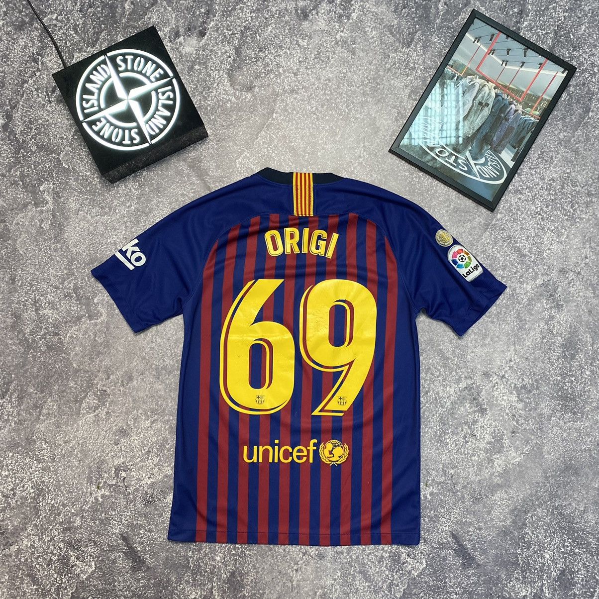 Other Men’s Nike FC Barcelona Origi football player jersey Size US S / EU 44-46 / 1 - 4 Thumbnail