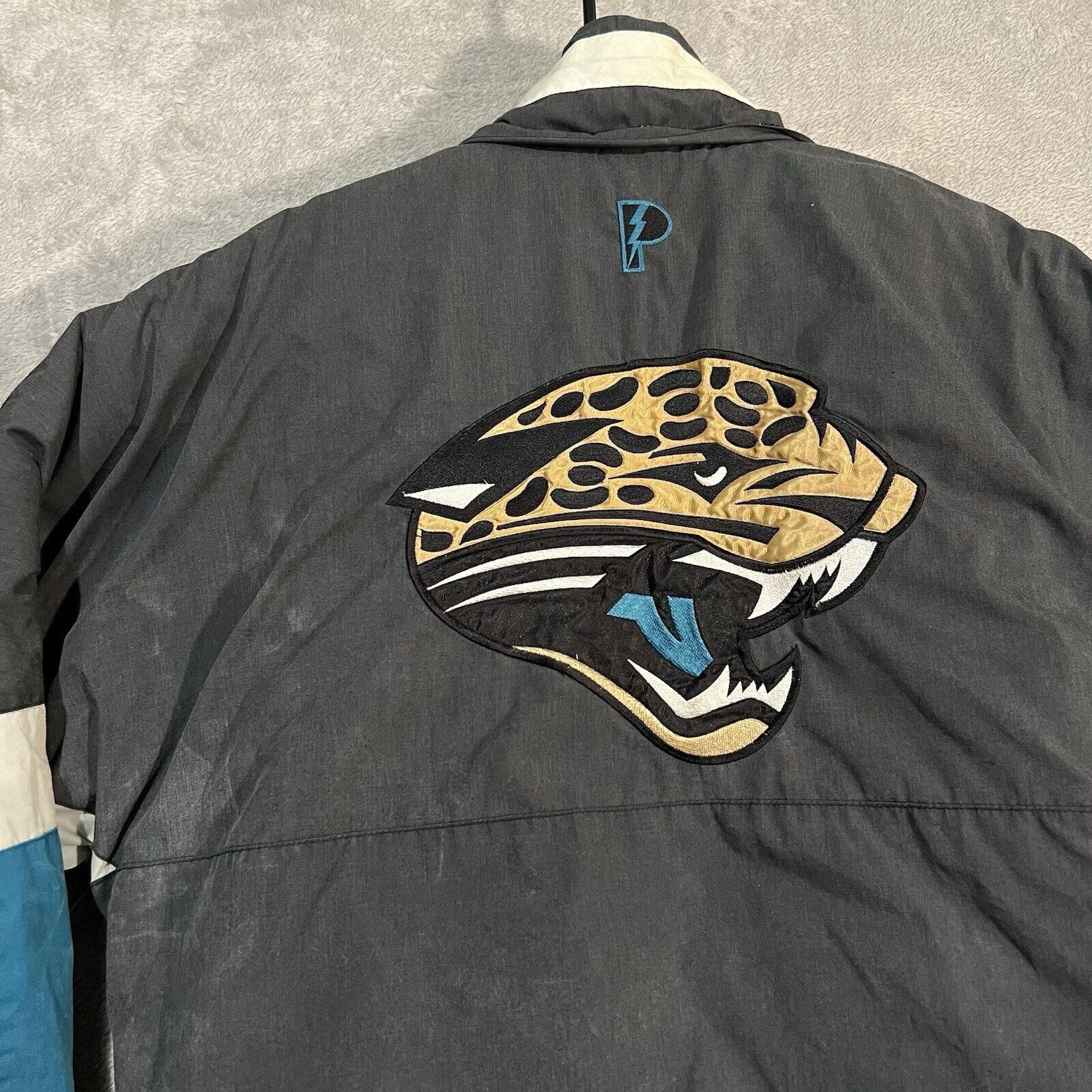 Pro Player Jacksonville Jaguars Pro Player Jacket Mens S Reversible NFL Size US S / EU 44-46 / 1 - 9 Thumbnail