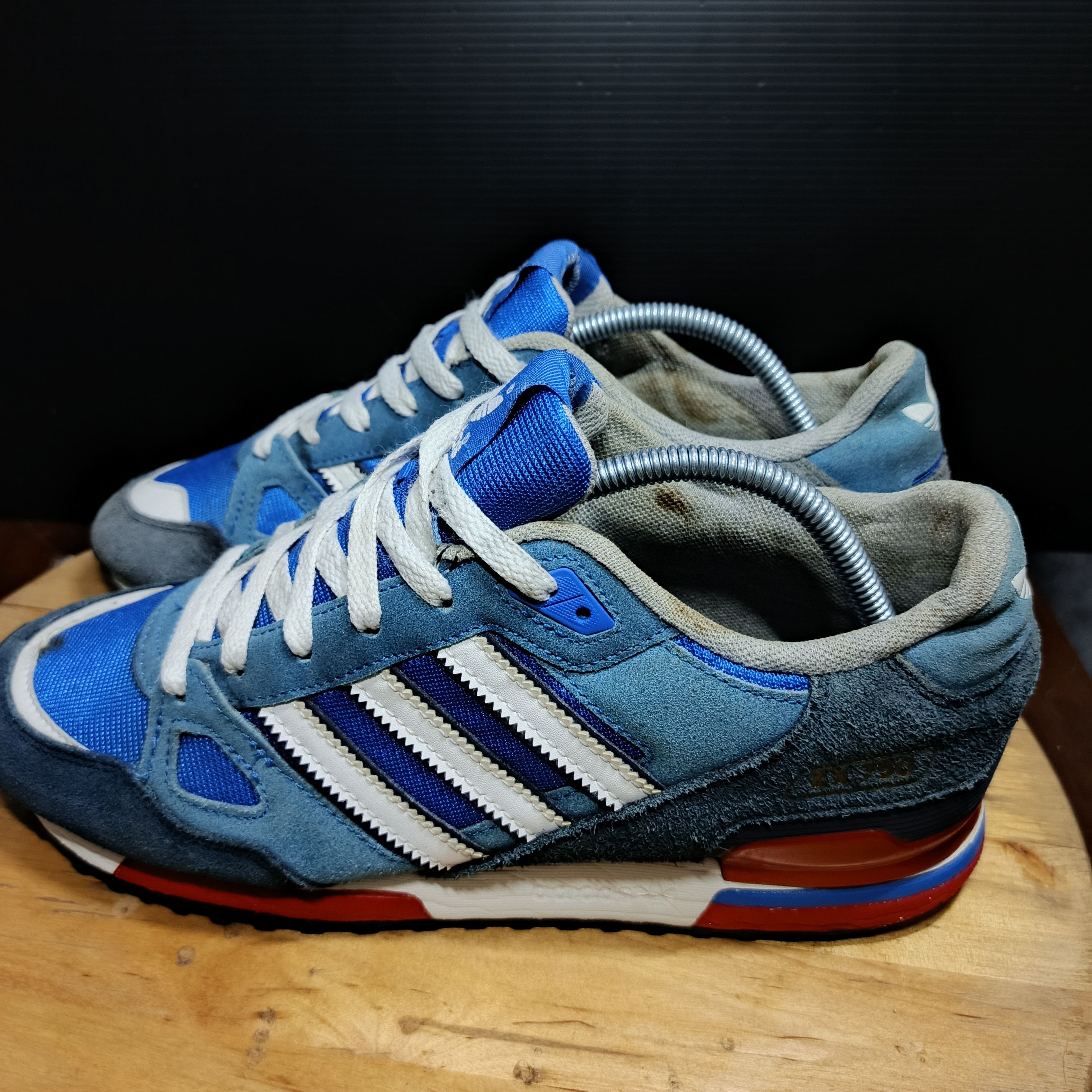 Adidas Adidas ZX 750 Size US 9.5 Blue White Pre-Owned Authentic Size US 9.5 / EU 42-43 - 3 Thumbnail