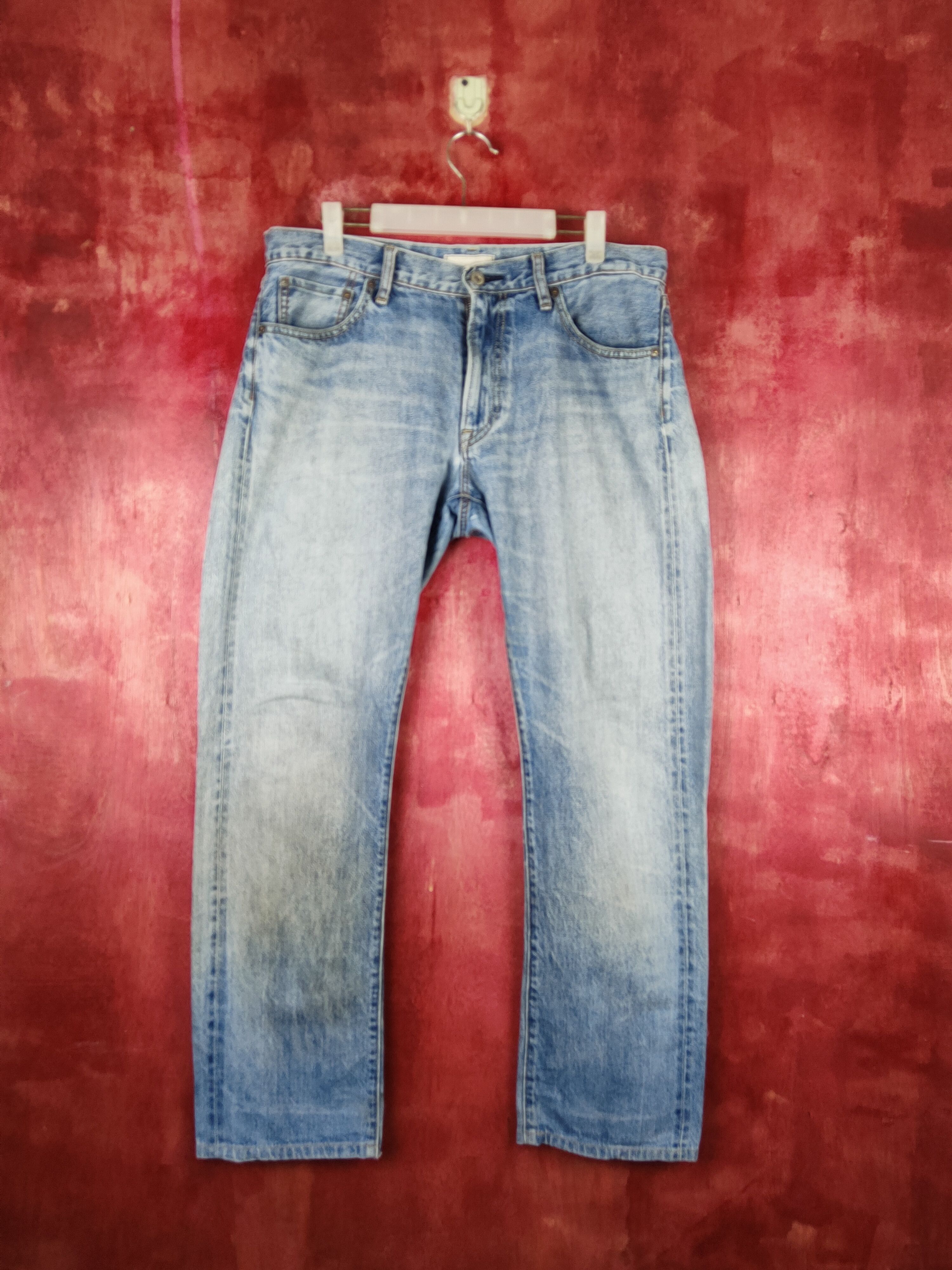 Japanese Brand Uniqlo Blue Faded Distressed Ripped Jeans #S1704 Size US 34 / EU 50 - 1 Thumbnail