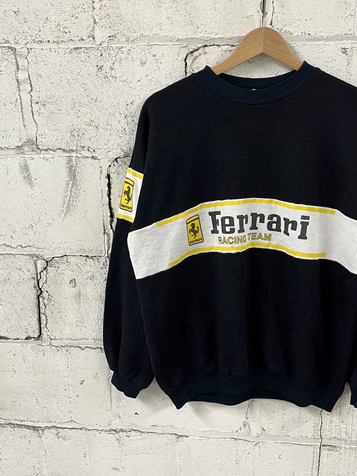 Ferrari Rare ferrari racing vintage 80s crewneck streetwear hype Size US L / EU 52-54 / 3 - 6 Thumbnail