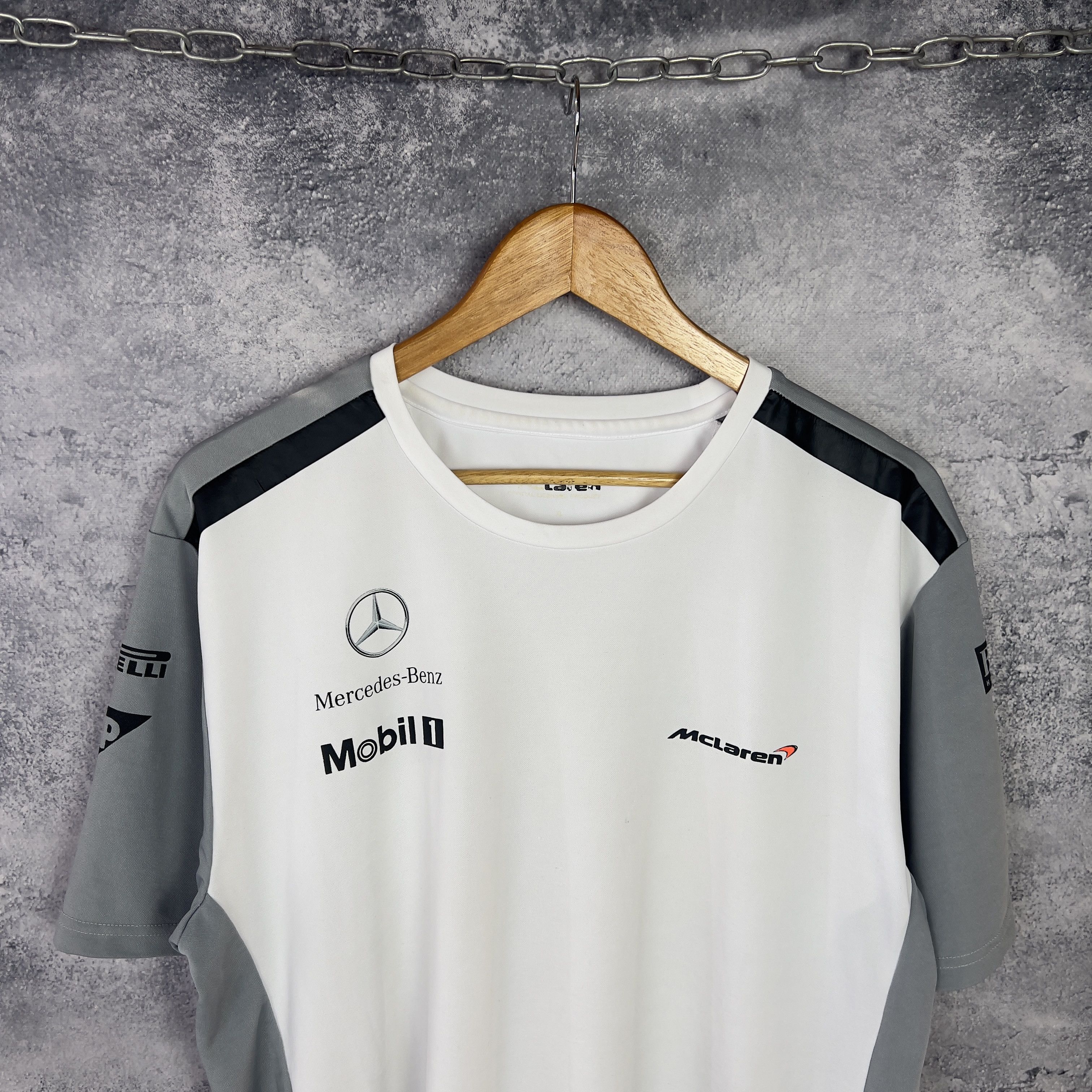 Mercedes-Benz Mercedes Benz Mclaren Tee Men's Size XL White Short Sleeve` Size US XL / EU 56 / 4 - 2 Thumbnail