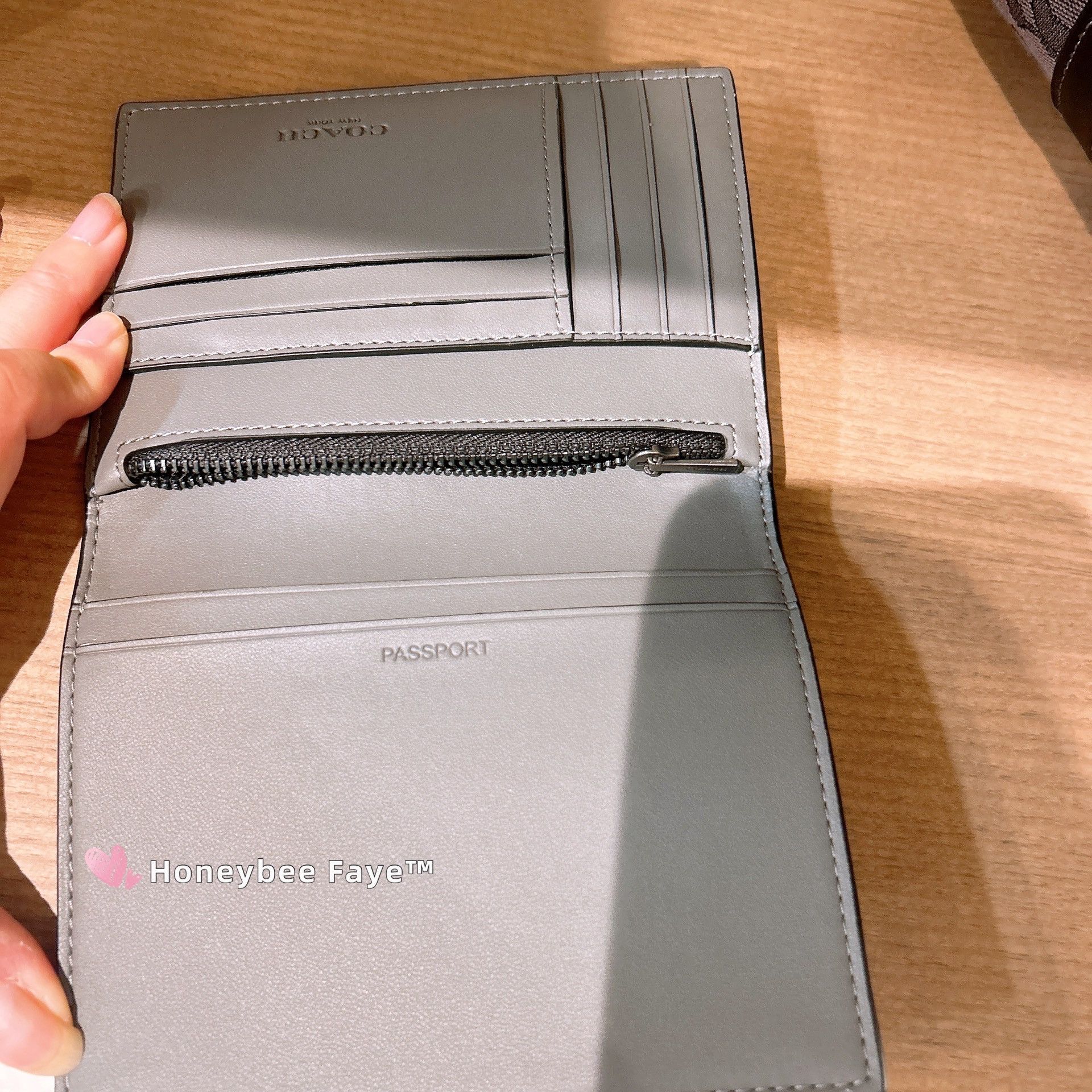 Coach Passport Card Case In Signature Canvas With Patches CCF34 Size ONE SIZE - 4 Thumbnail