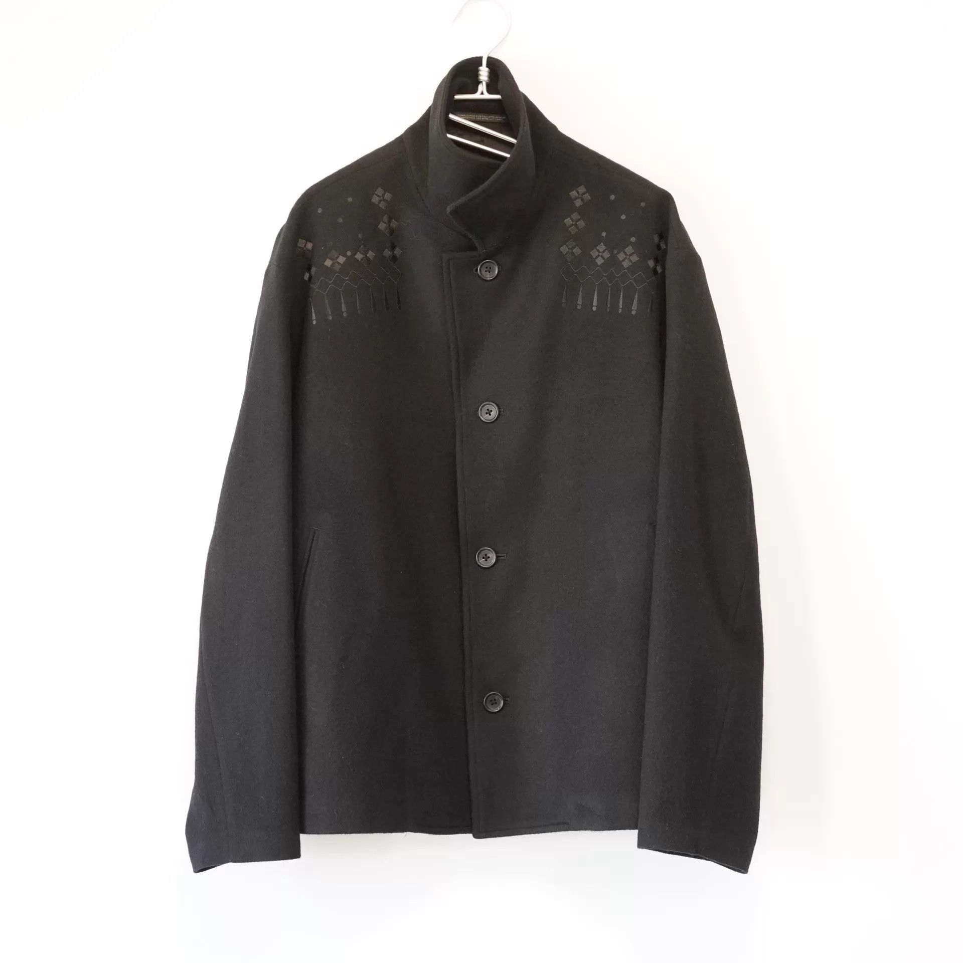 Yohji Yamamoto Yamamoto 22AW Blk Embroidered Back Cashmere Jkt Replica Size US S / EU 44-46 / 1 - 1 Thumbnail