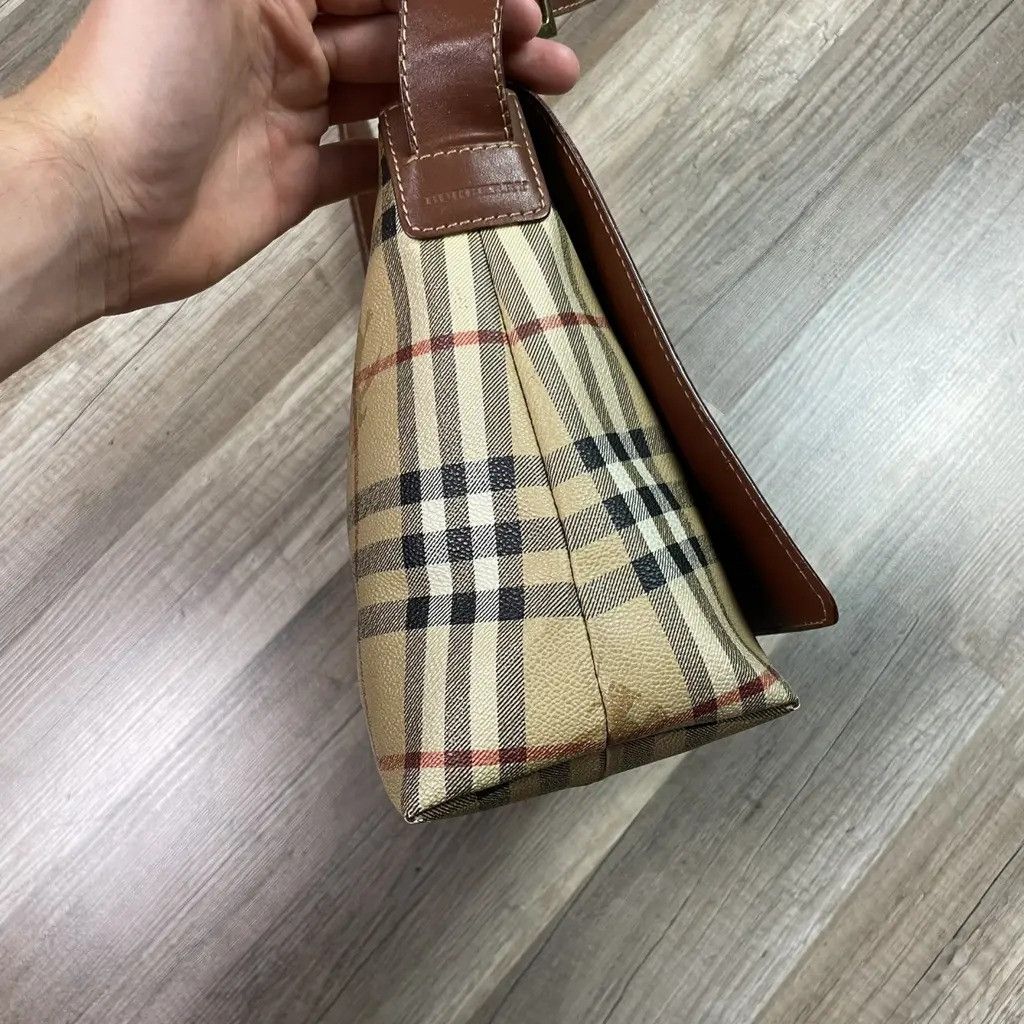 Burberry Burberry full pattern shoulder bag Measurements: 24x22x11cm Size ONE SIZE - 5 Thumbnail