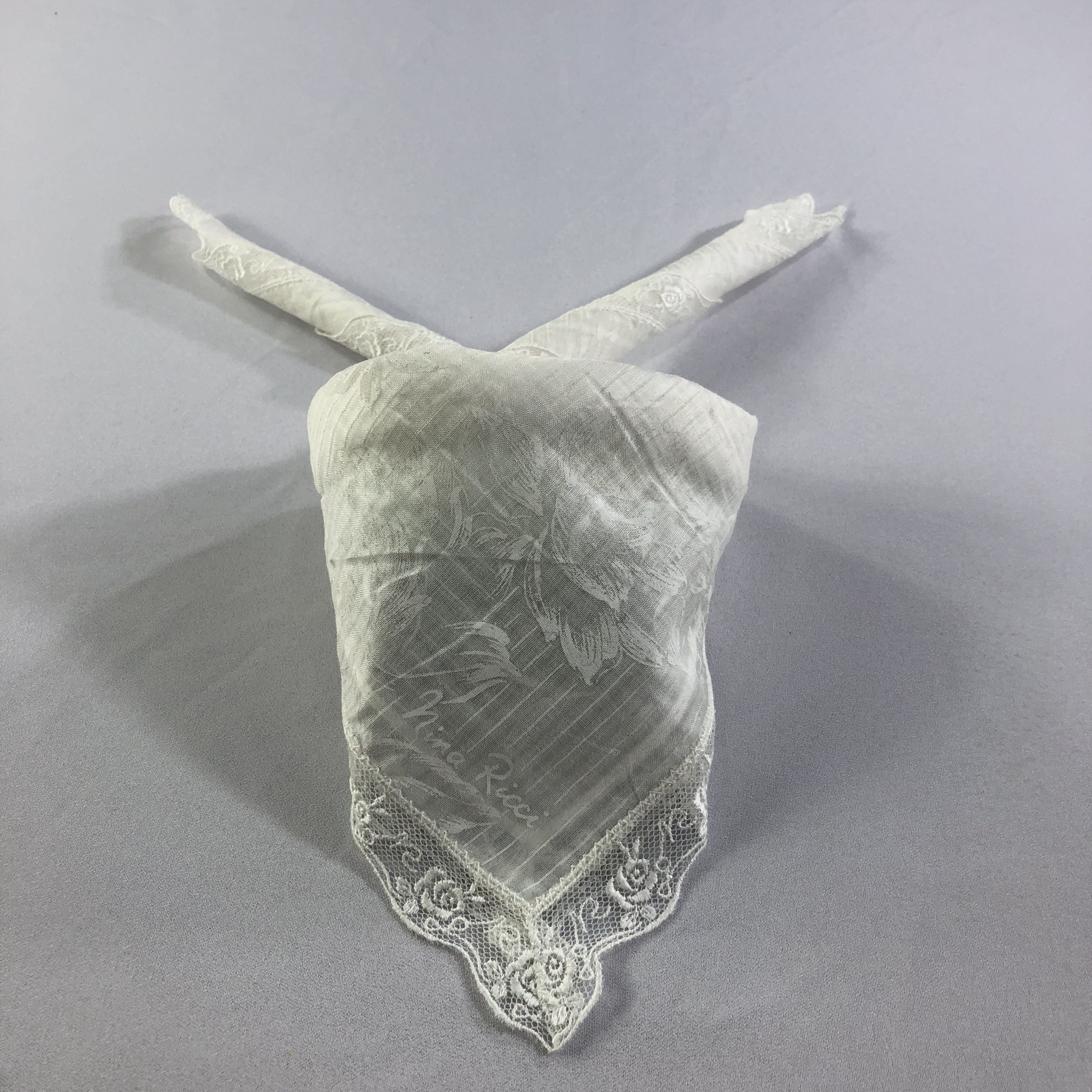 Other Nina Ricci Laces Handkerchief Neckerchief Bandana H1784 Size ONE SIZE - 1 Thumbnail
