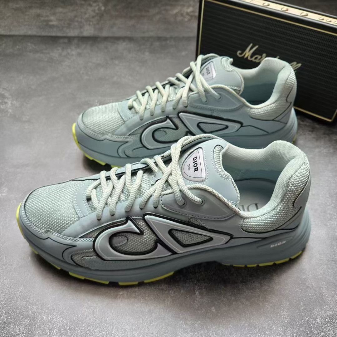 Balenciaga Balenciaga Multi Lowtop Sneakers 30 Men Size US 10 / EU 43 - 1 Thumbnail