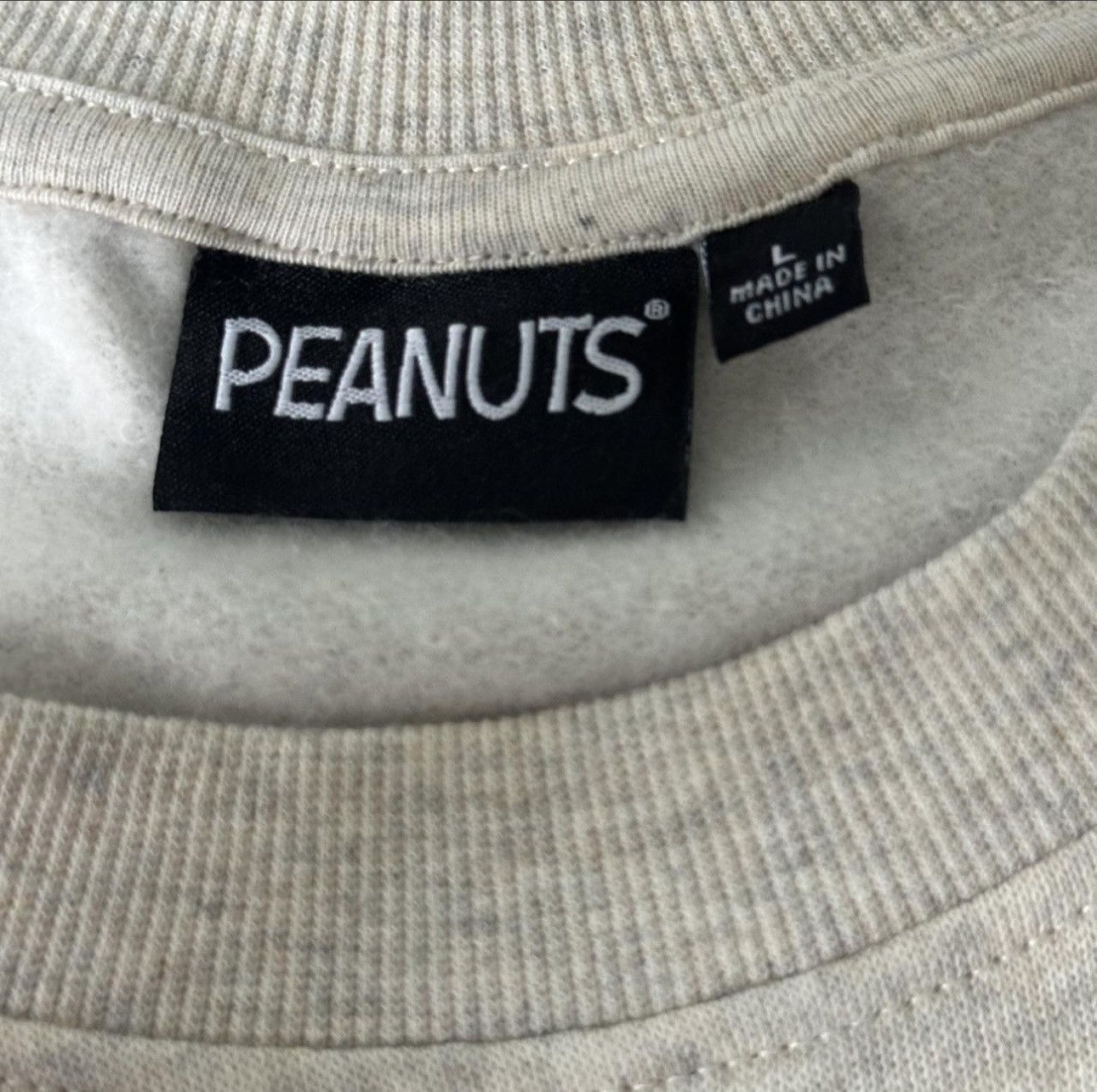 Peanuts Cream Snoopy crewneck sweatshirt Size US L / EU 52-54 / 3 - 2 Thumbnail