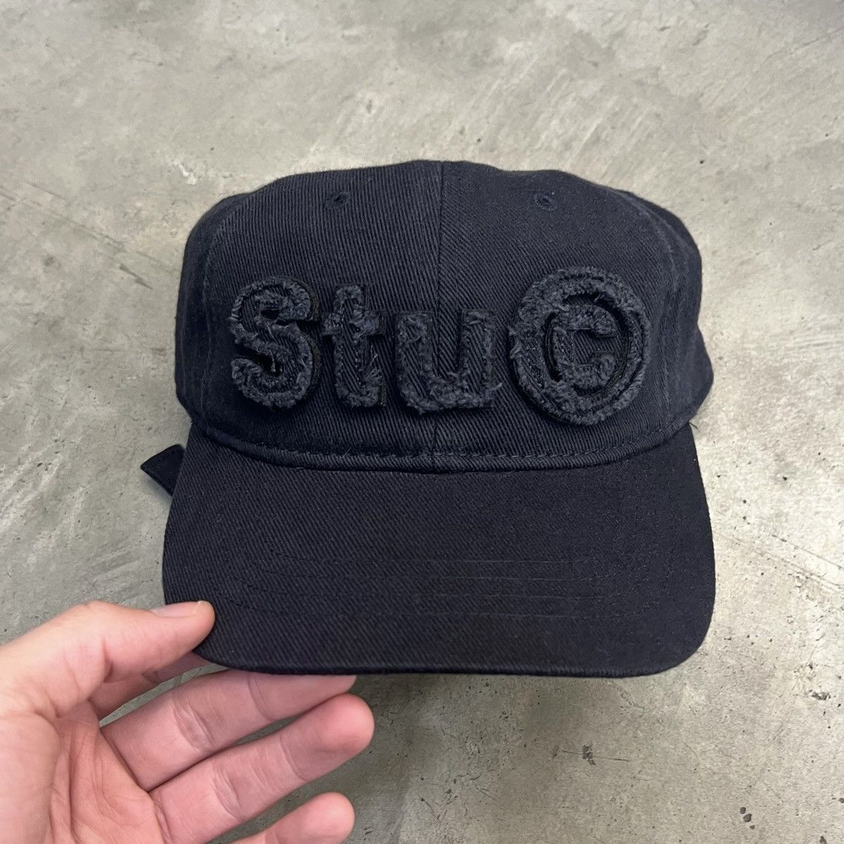 Stussy 2023 STÜSSY LOW PRO COPYRIGHT APPLIQUE NAVY STRAPBACK HAT