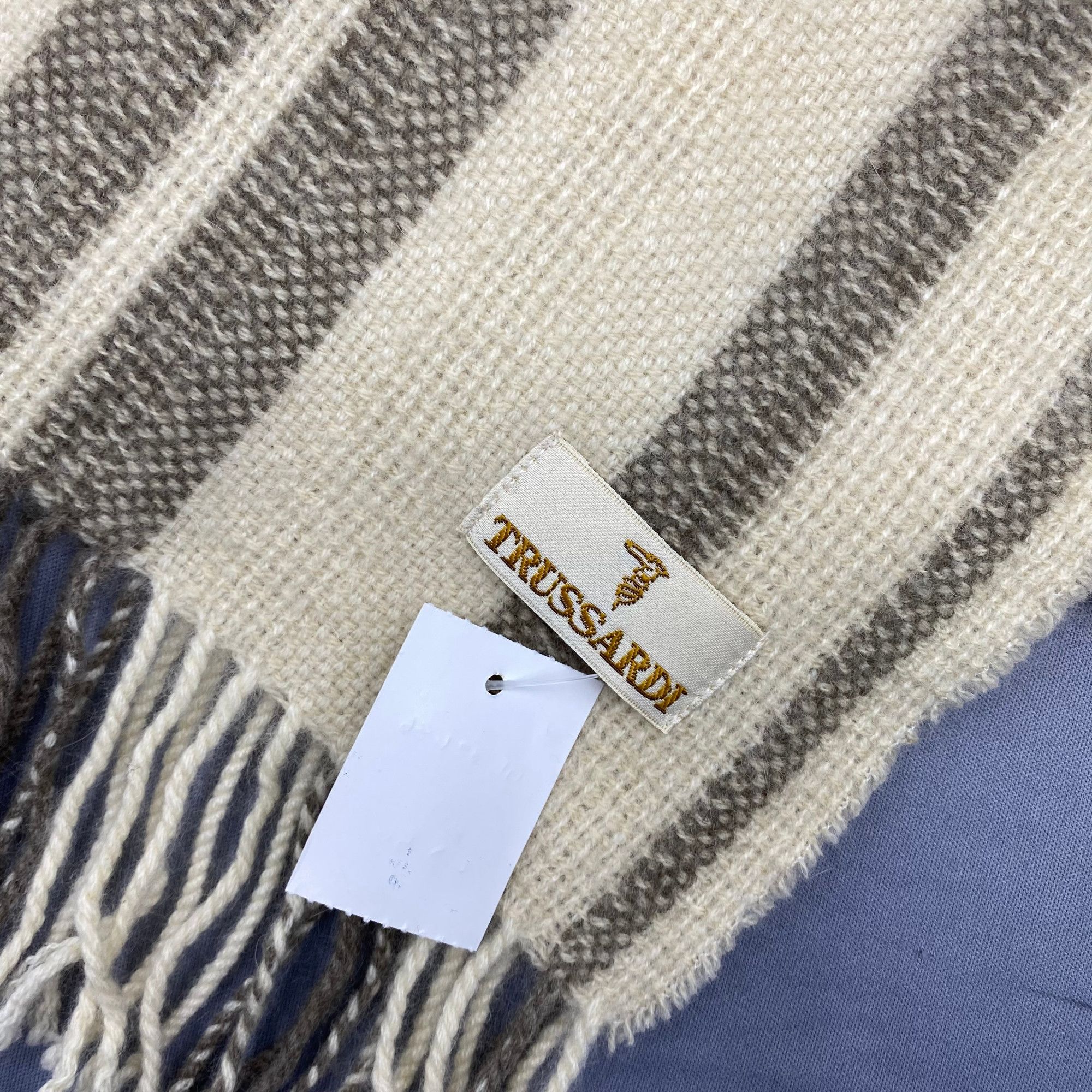 Trussardi Vintage Trussardi Scarf Muffler Wool Cashmere Scarves Size ONE SIZE - 4 Thumbnail